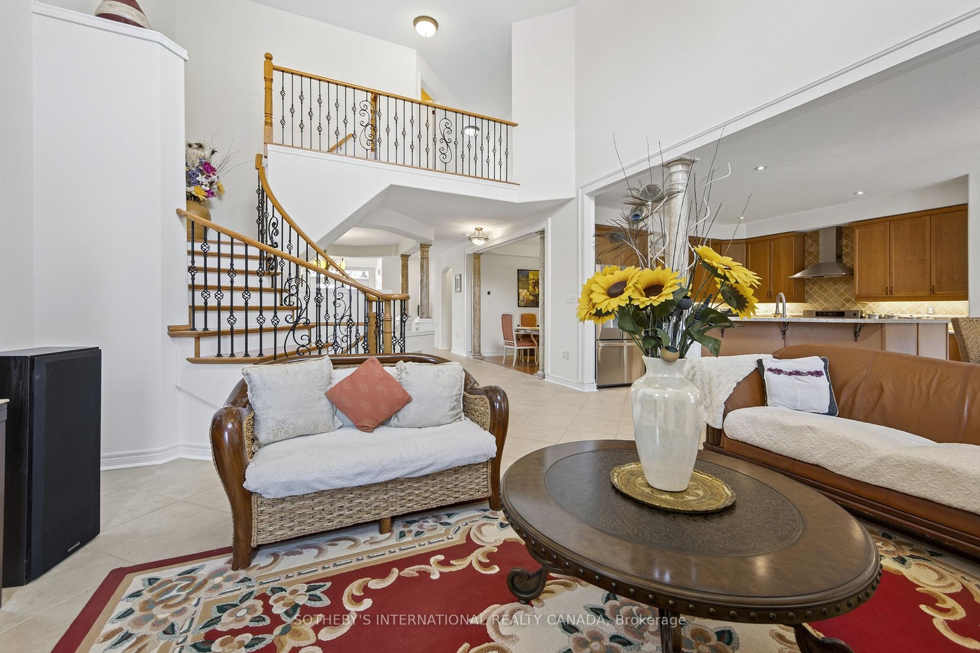 12 Parisian Crescent