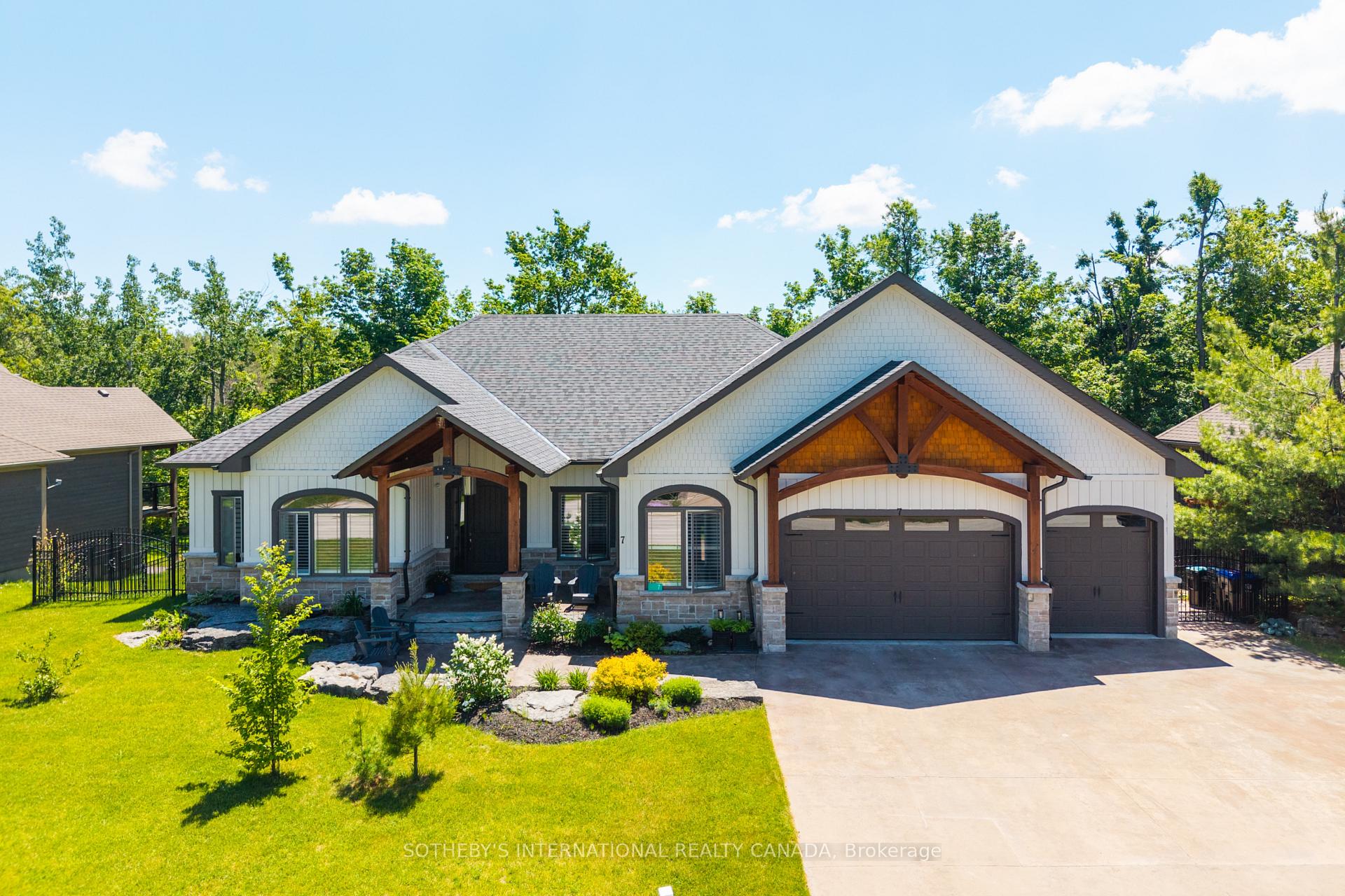 7 Ridgewood Court