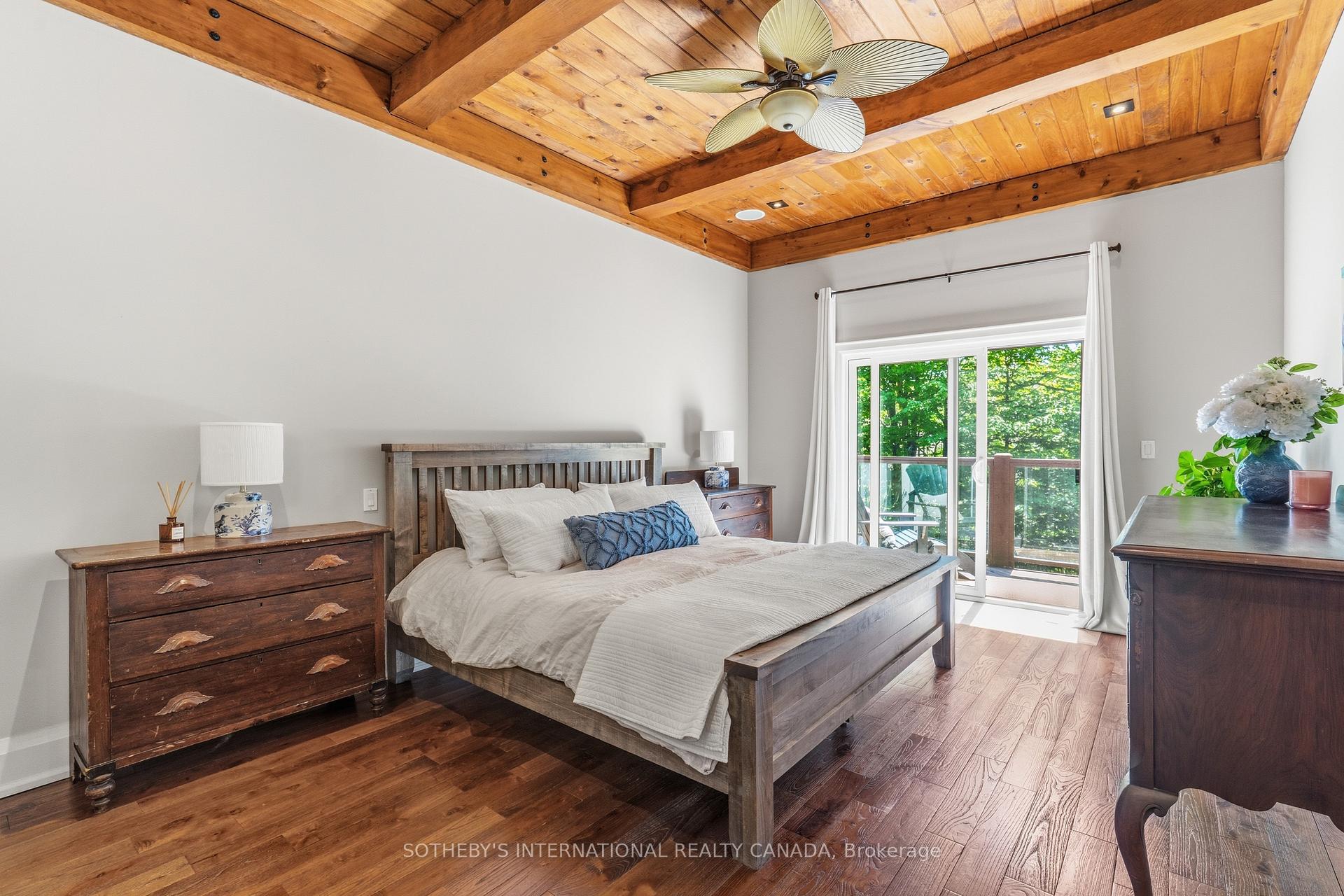 7 Ridgewood Court
