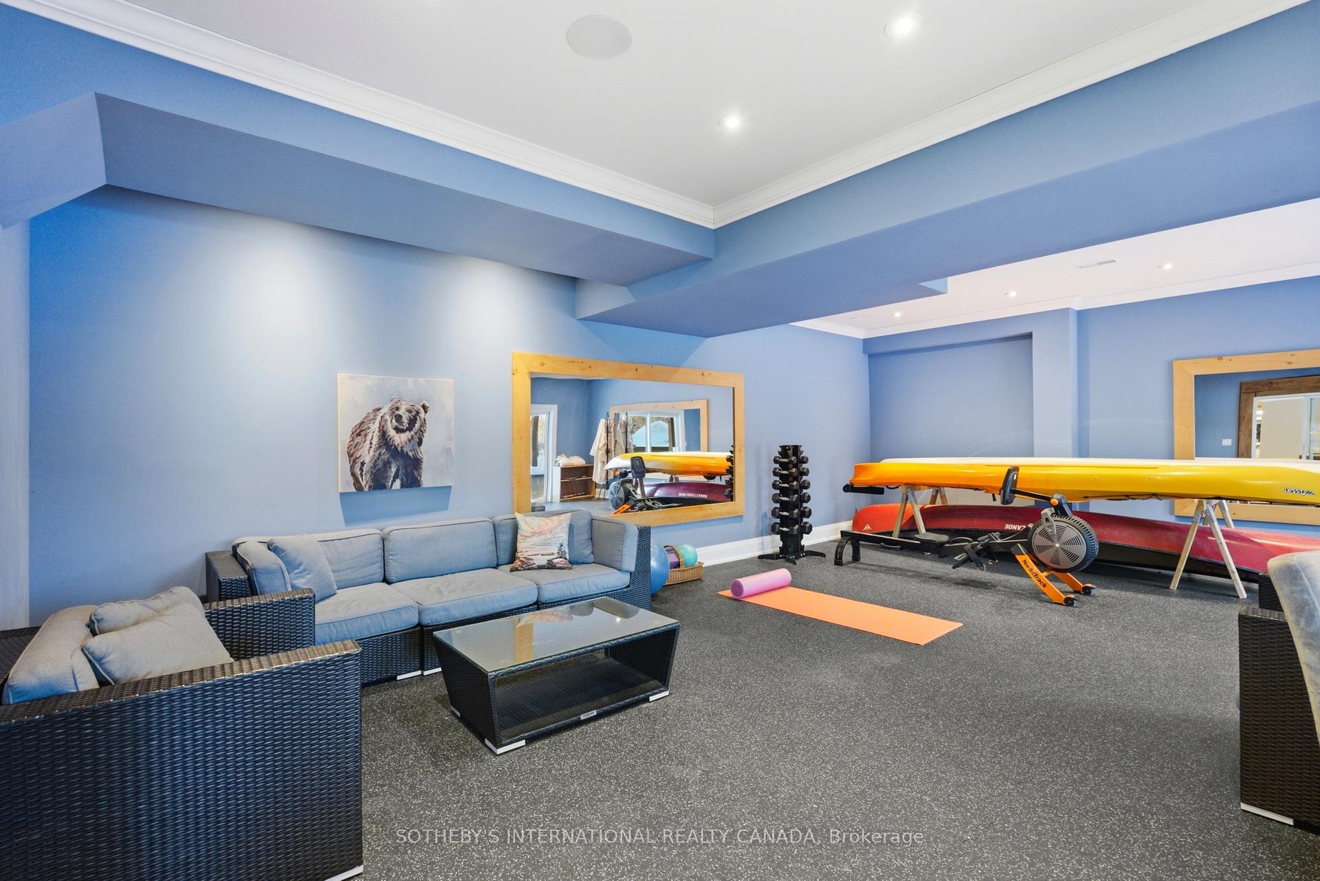 7 Ridgewood Court