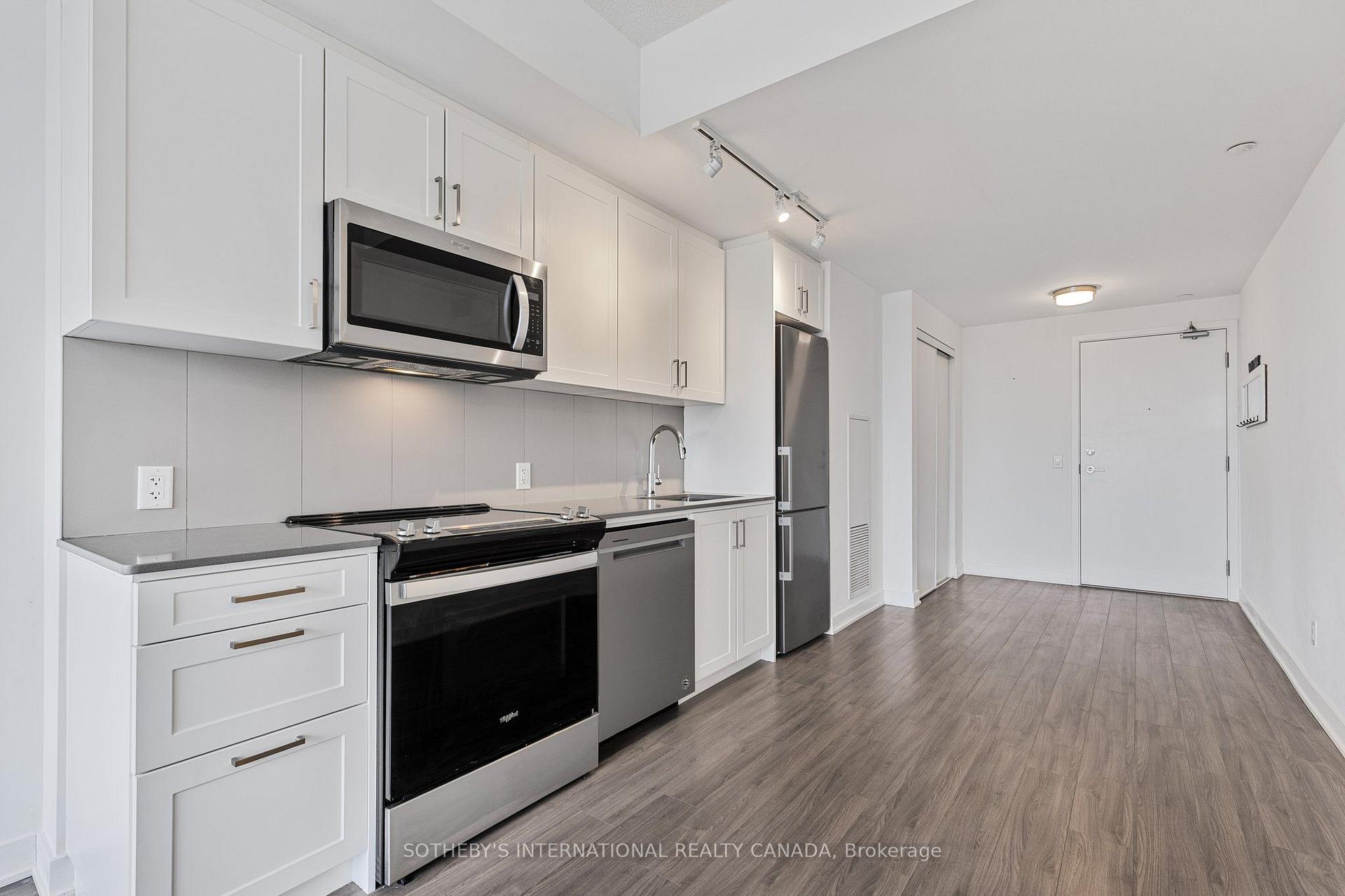 681 Yonge Street 403