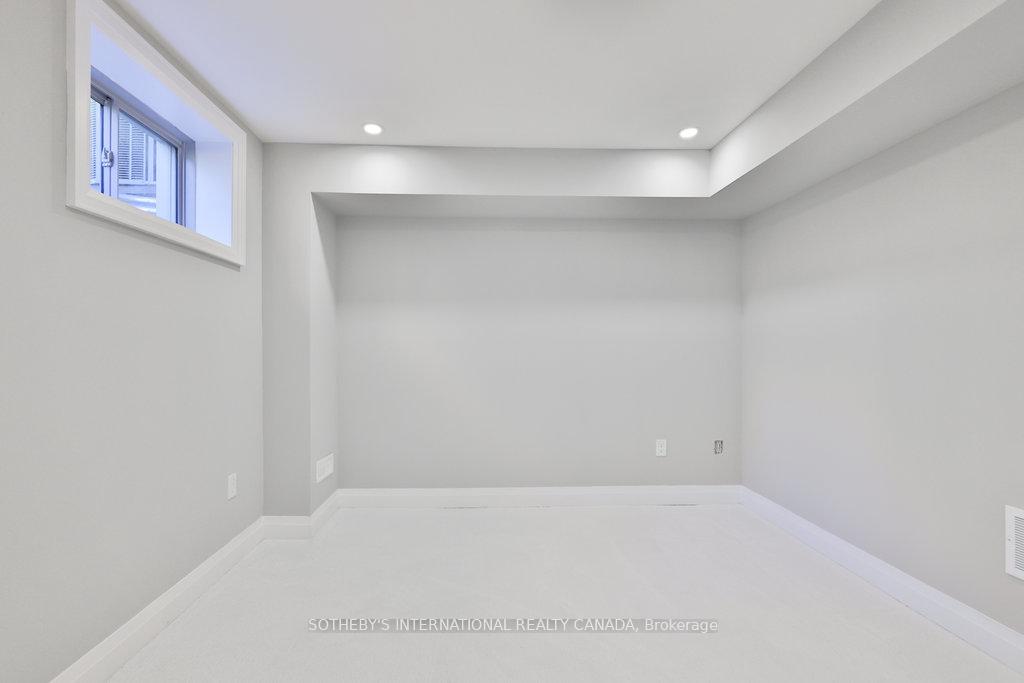 520 Markay Common