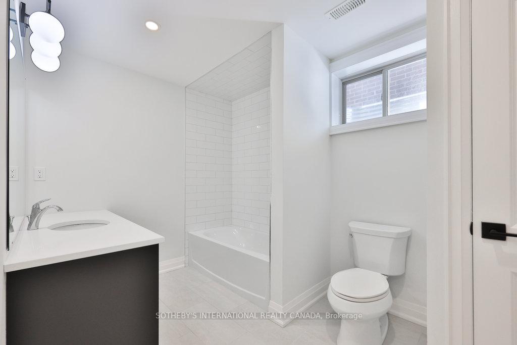520 Markay Common