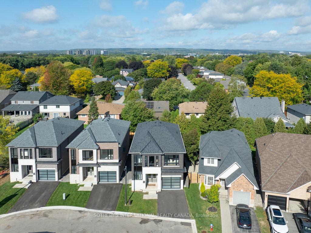 520 Markay Common