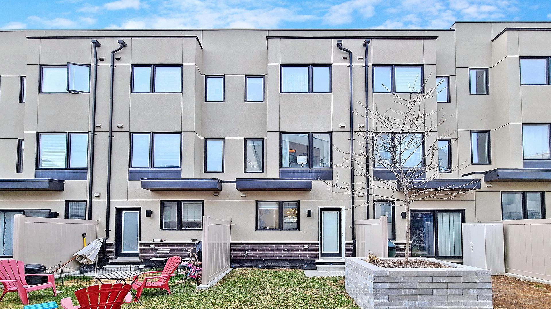 27 Thomas Mulholland Drive