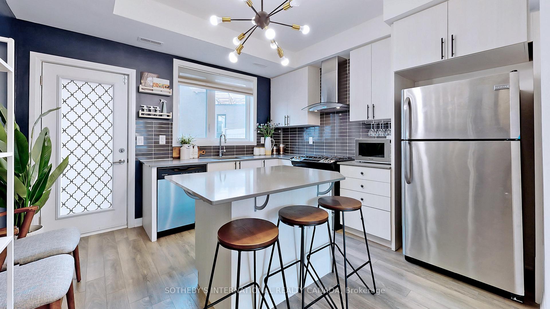 27 Thomas Mulholland Drive