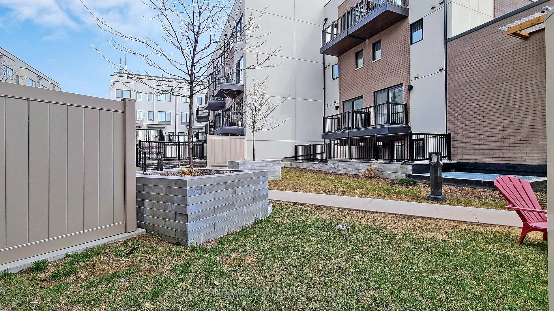 27 Thomas Mulholland Drive