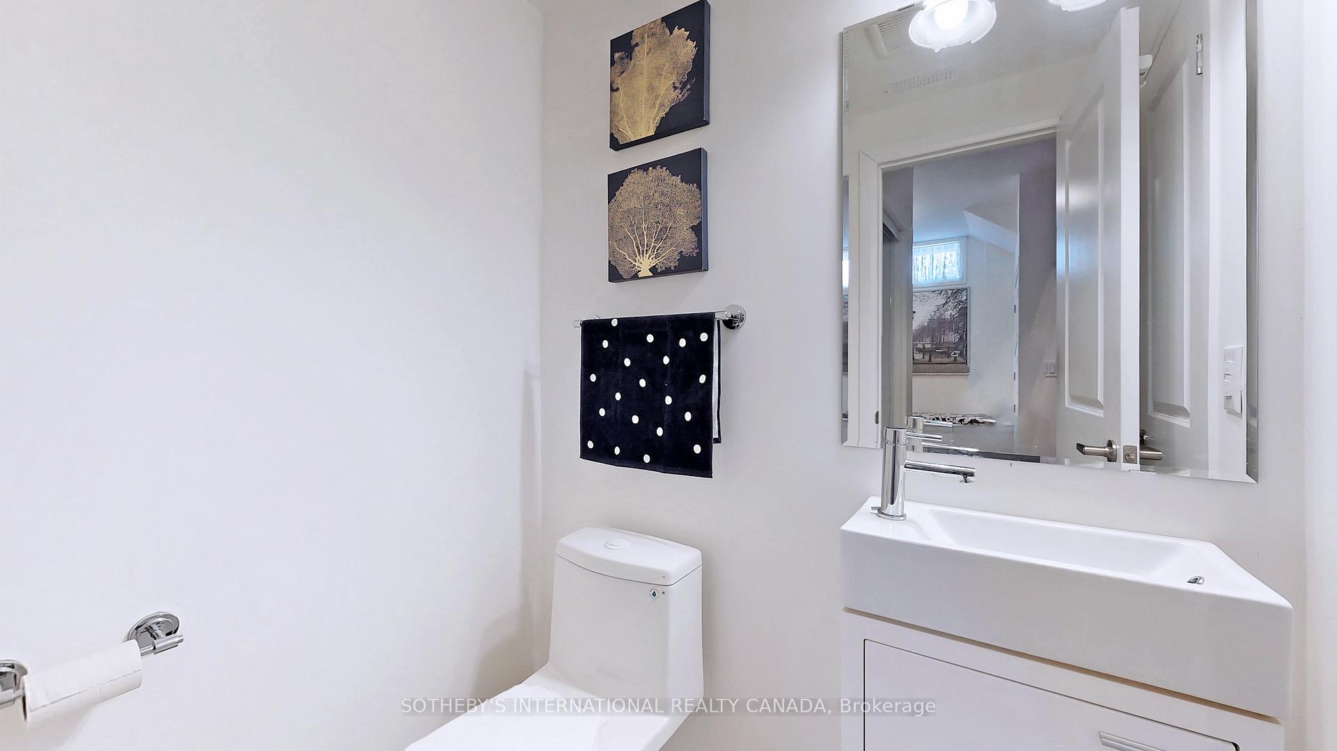 27 Thomas Mulholland Drive