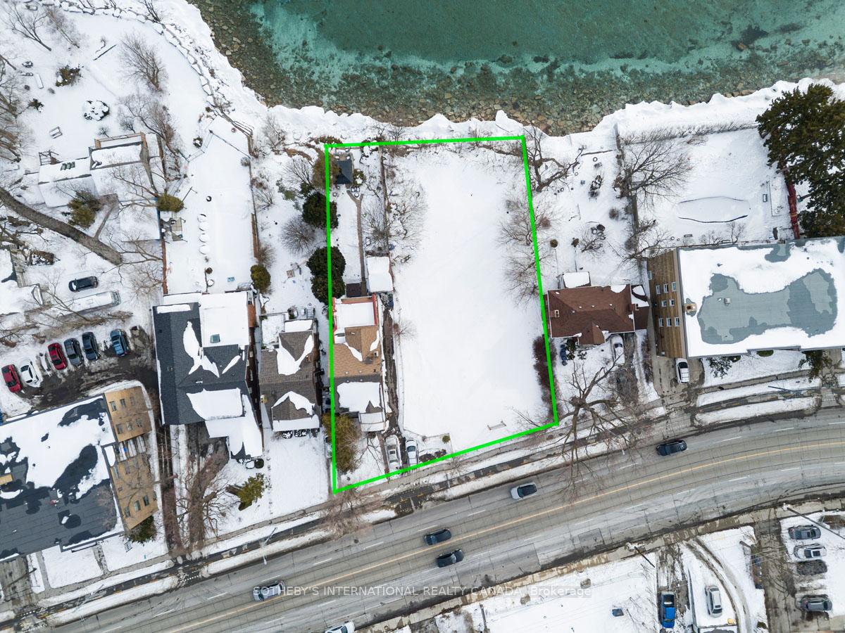 2685 Lake Shore Boulevard W