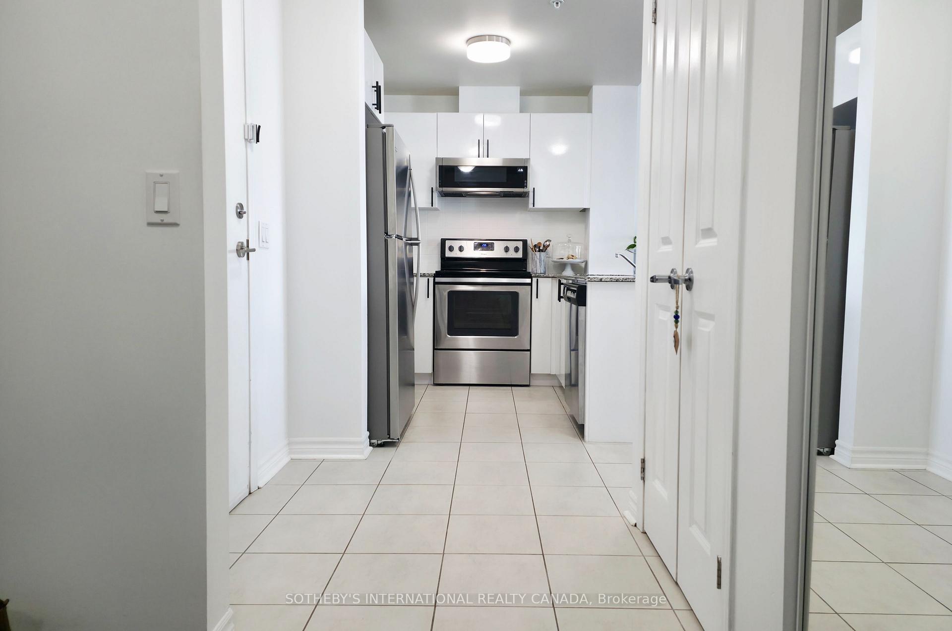 2522 Keele Street 206