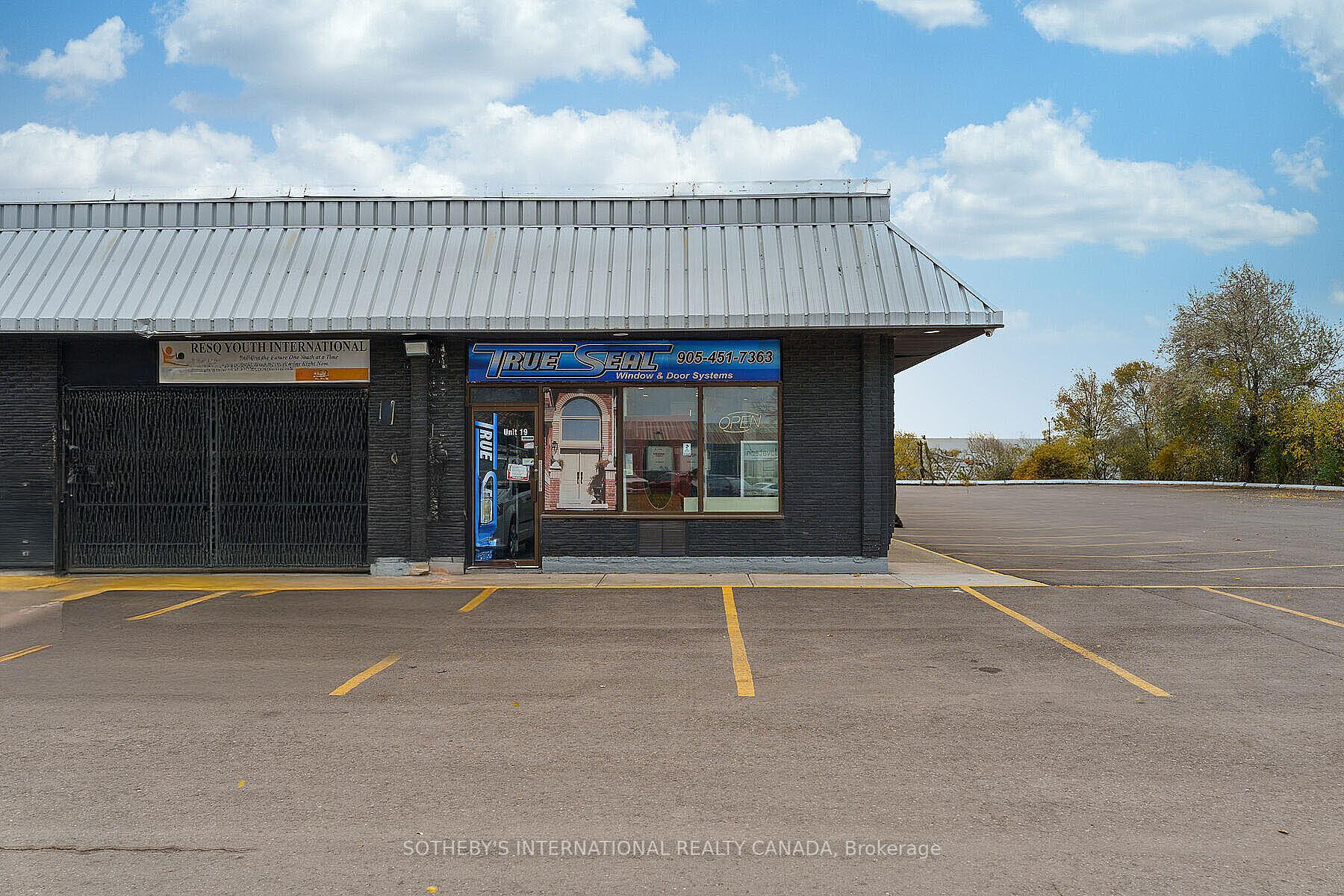 289 Rutherford Road S 13