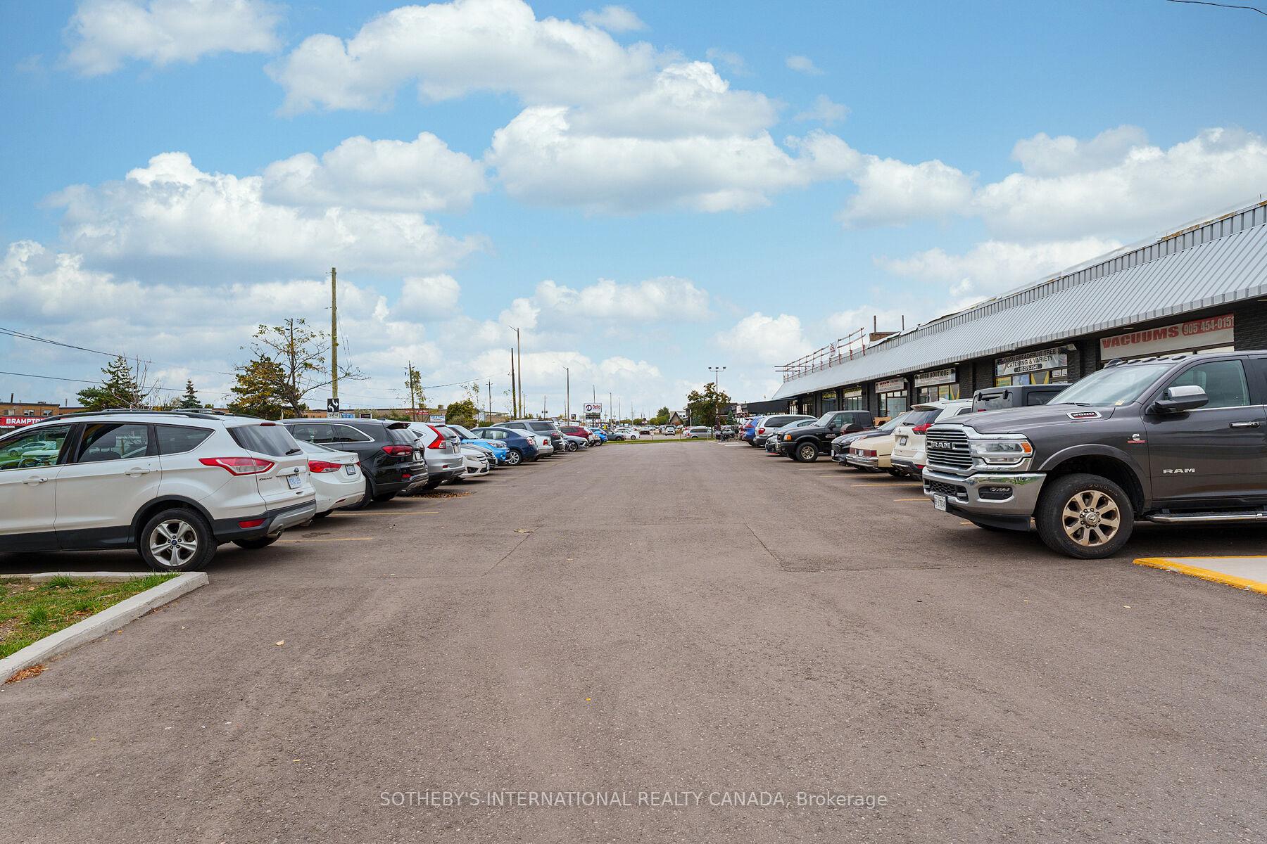 289 Rutherford Road S 13