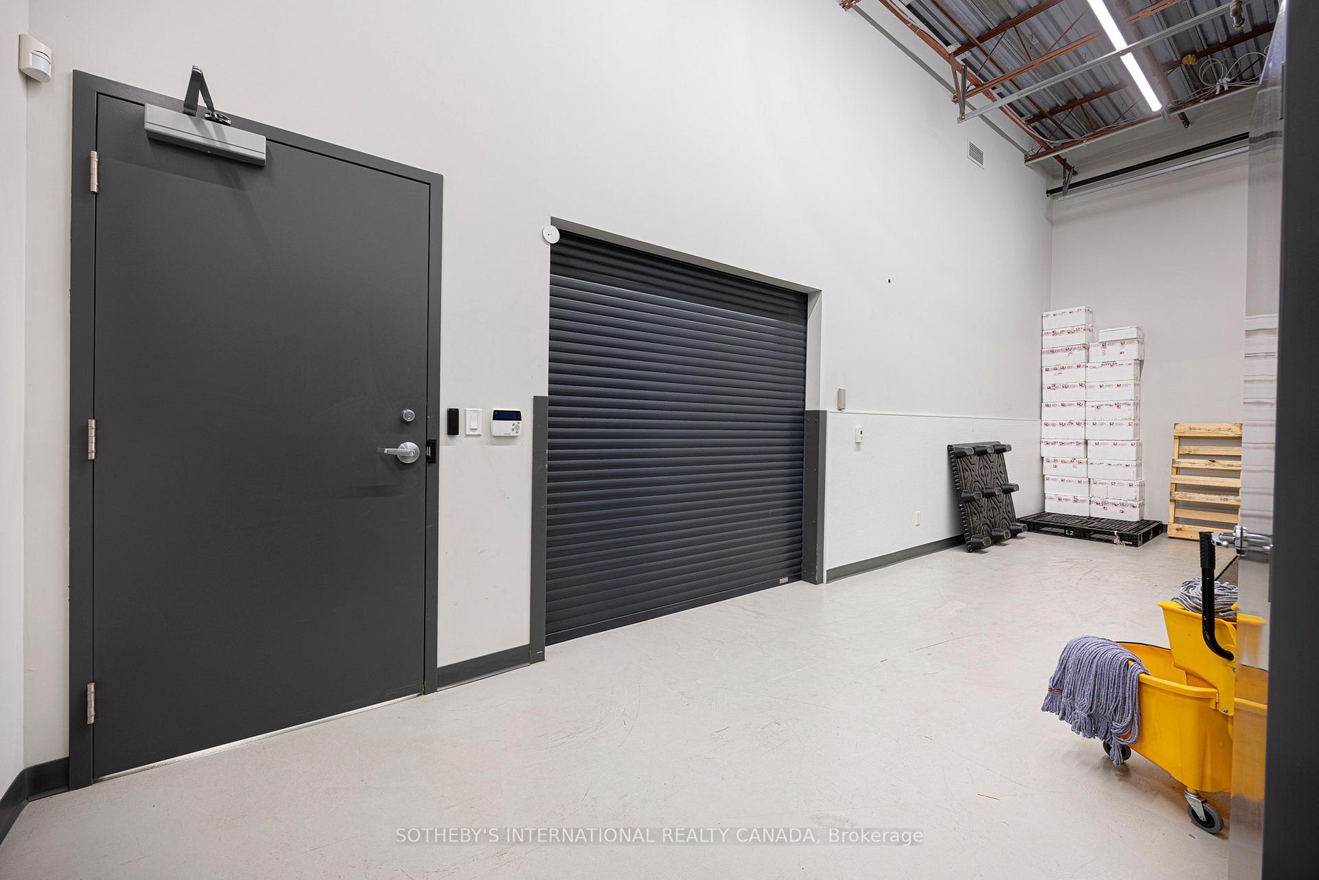 755 Queensway N/A E 18B-19B