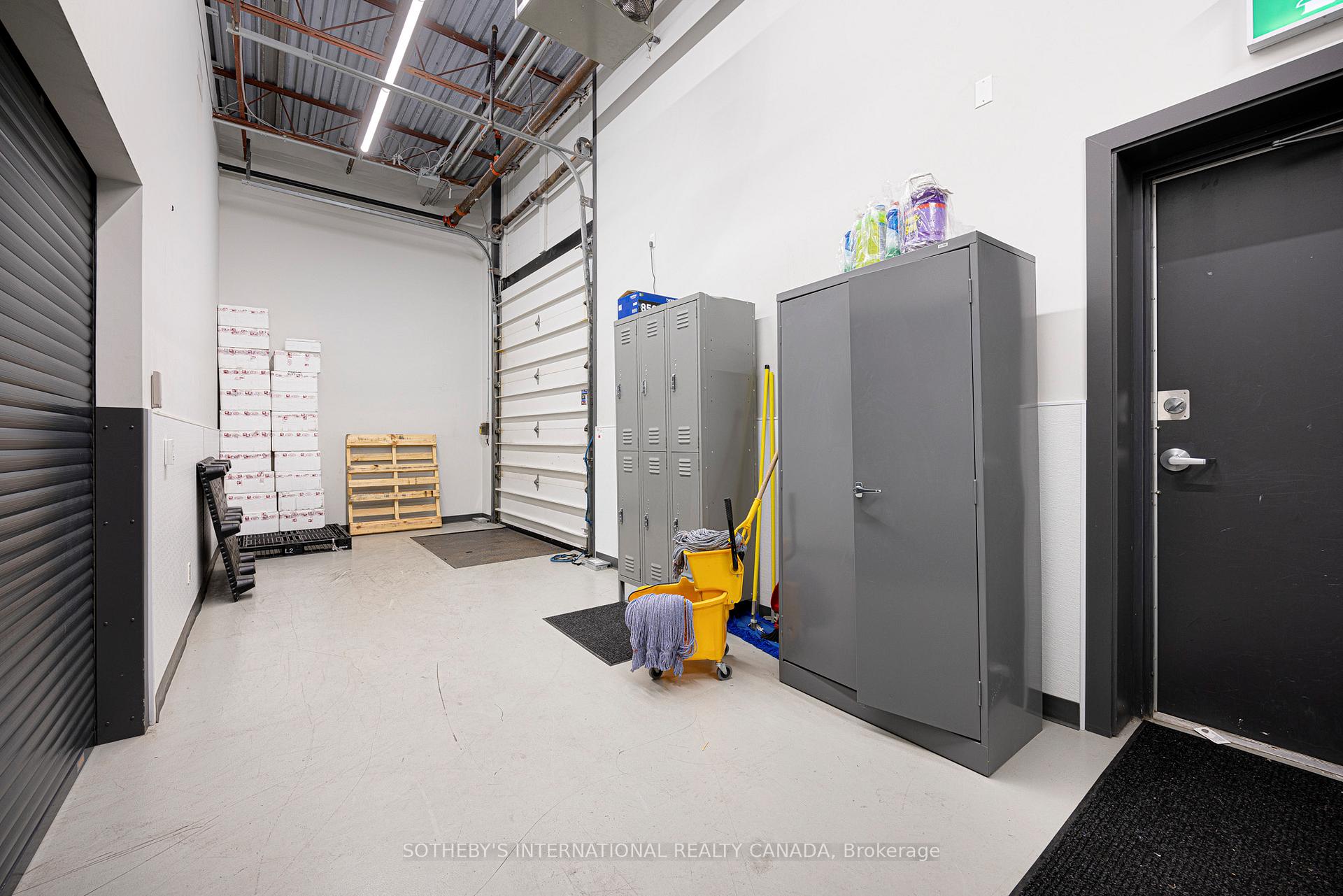 755 Queensway N/A E 18B-19B