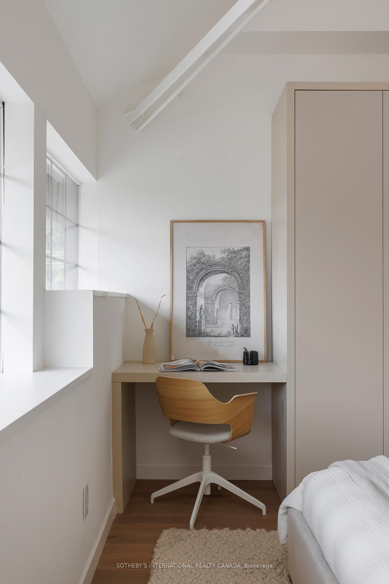 1100 Lansdowne Avenue 339