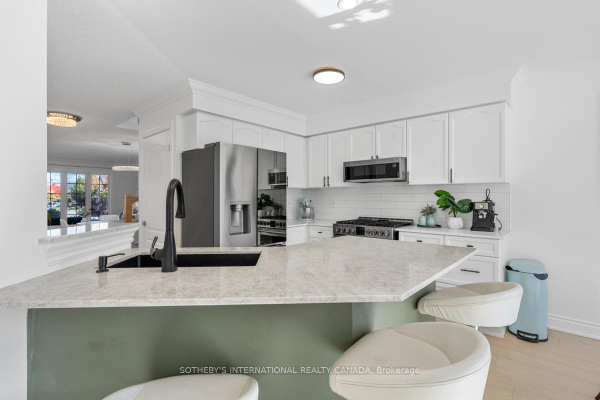 2182 Meadowglen Drive