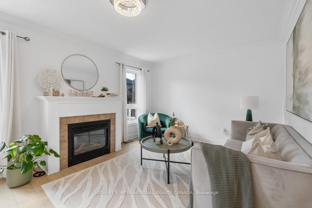 2182 Meadowglen Drive