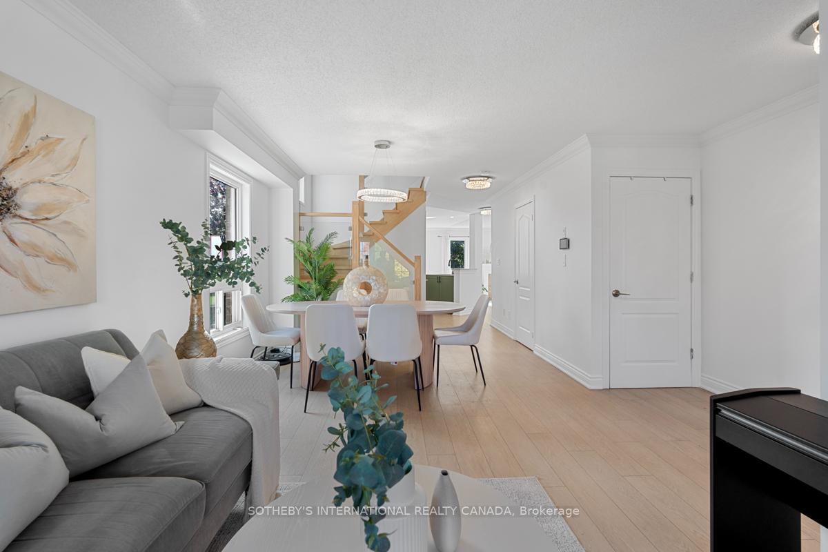 2182 Meadowglen Drive