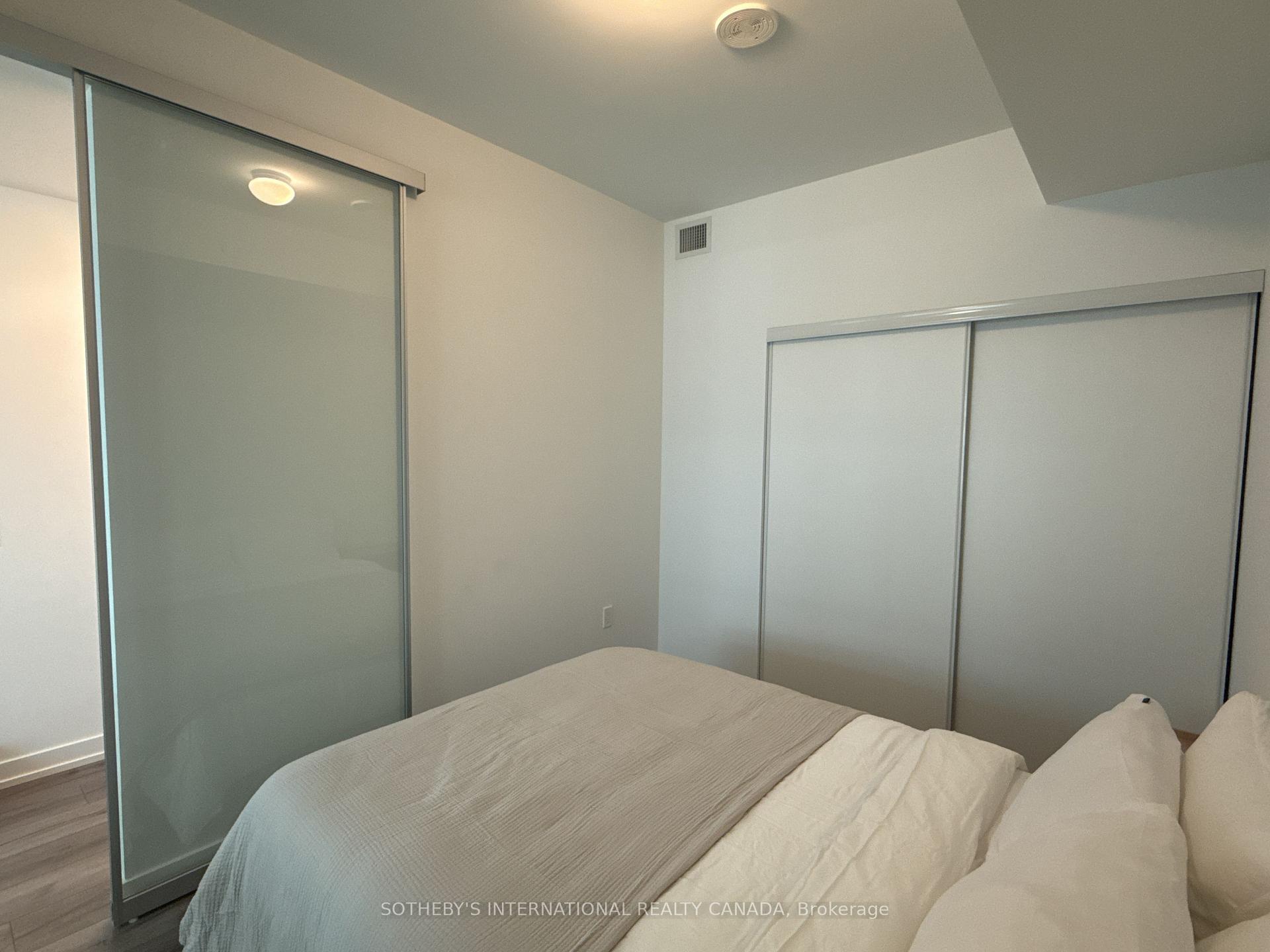 1195 The Queensway Road 510