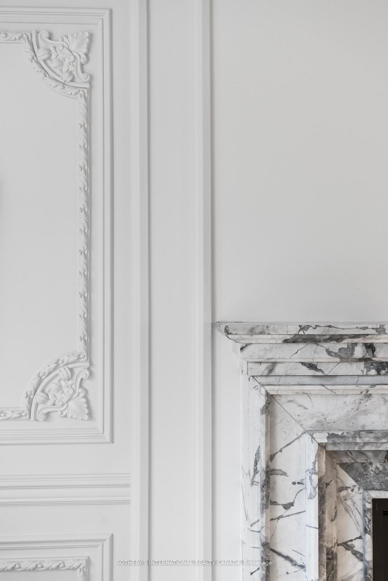 1347 Queen Victoria Avenue