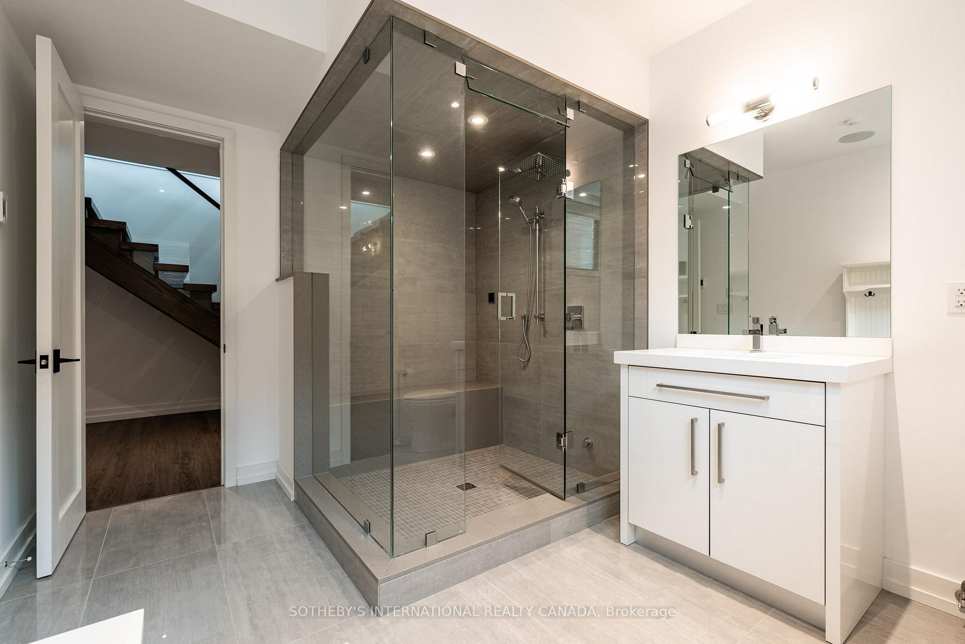 1388 Acton Crescent