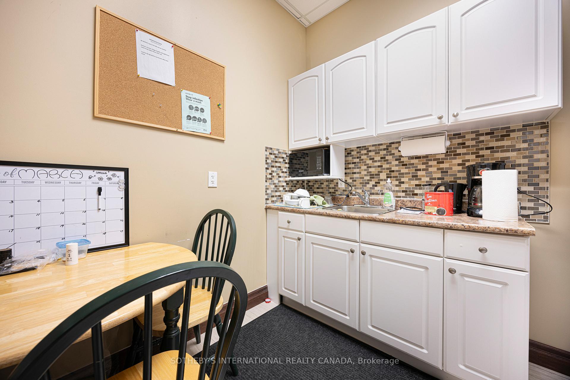 1065 Canadian Place 114