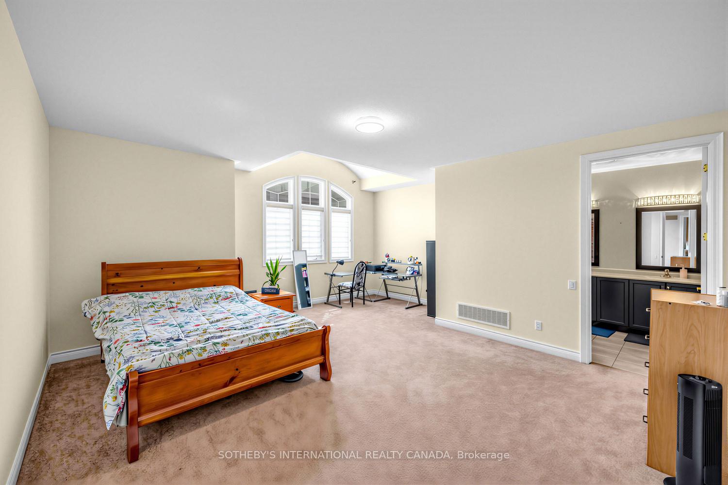 54 Kelways Circle
