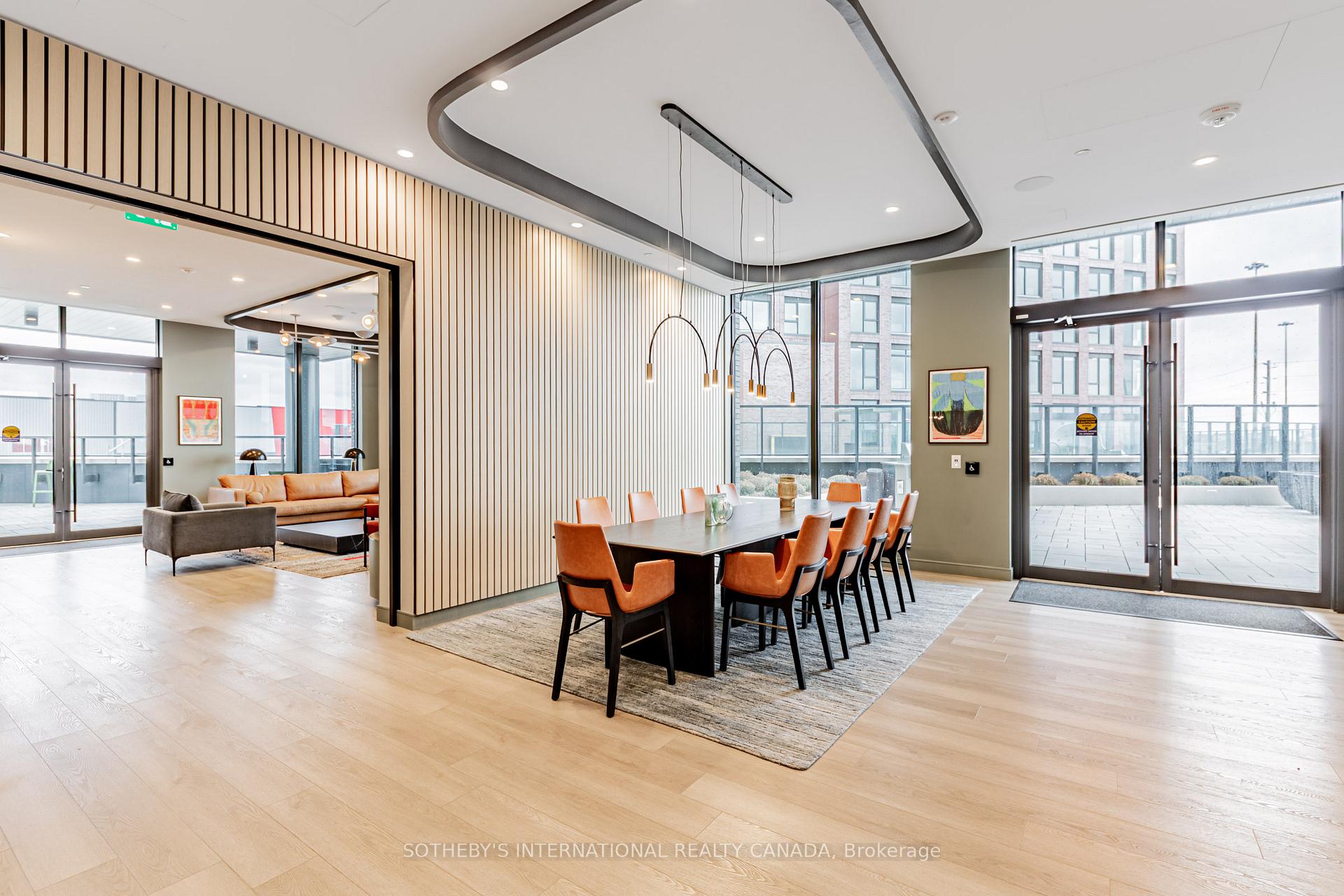 5 York Garden Way 703