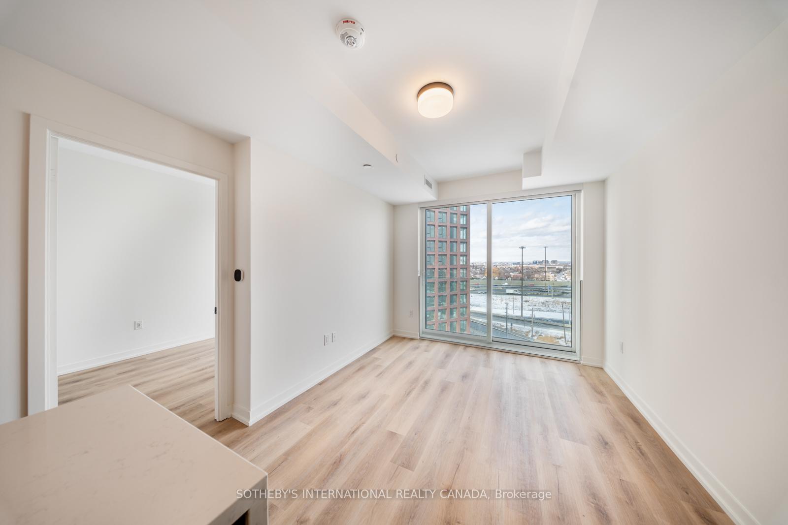 5 York Garden Way 1701