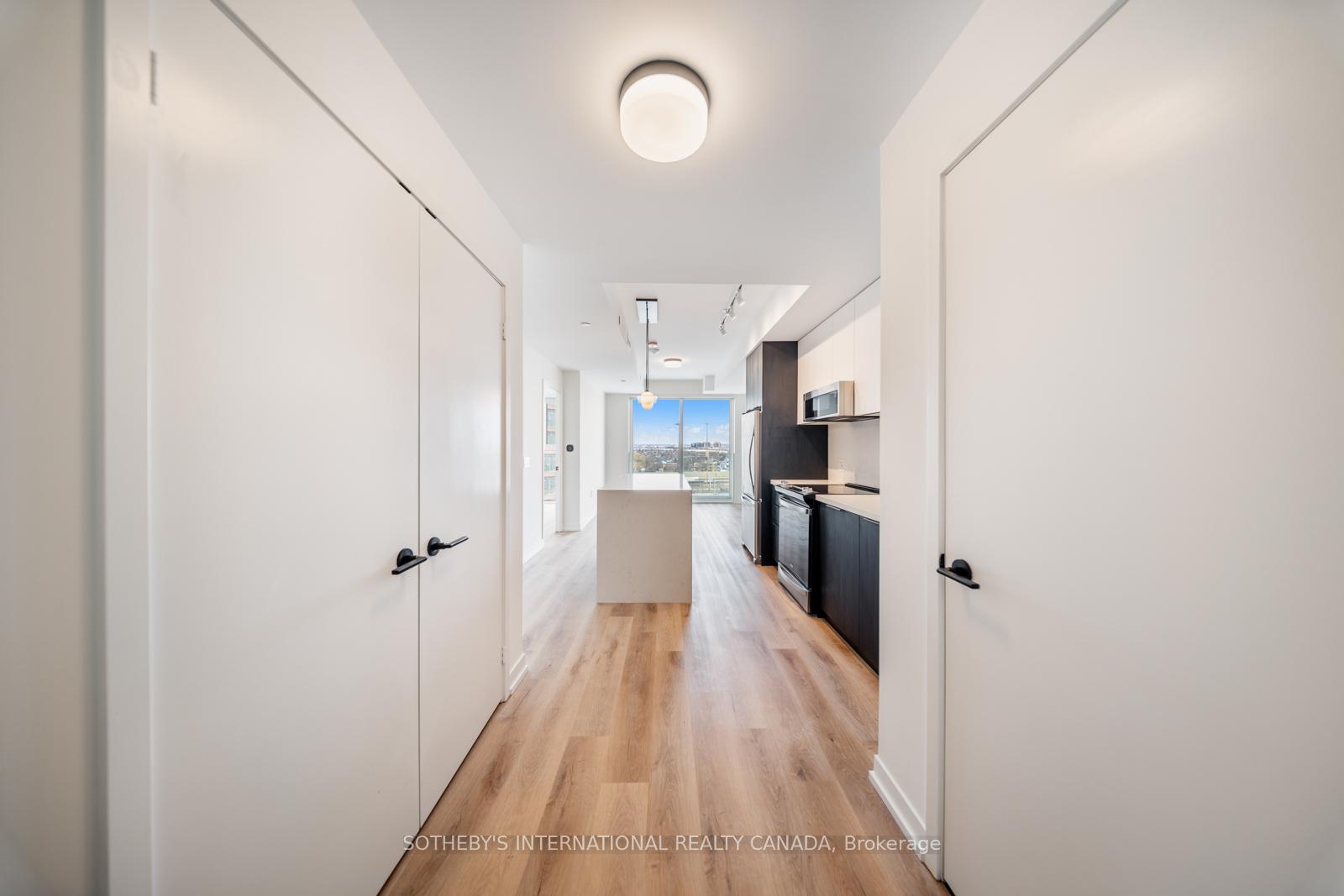 5 York Garden Way 1701