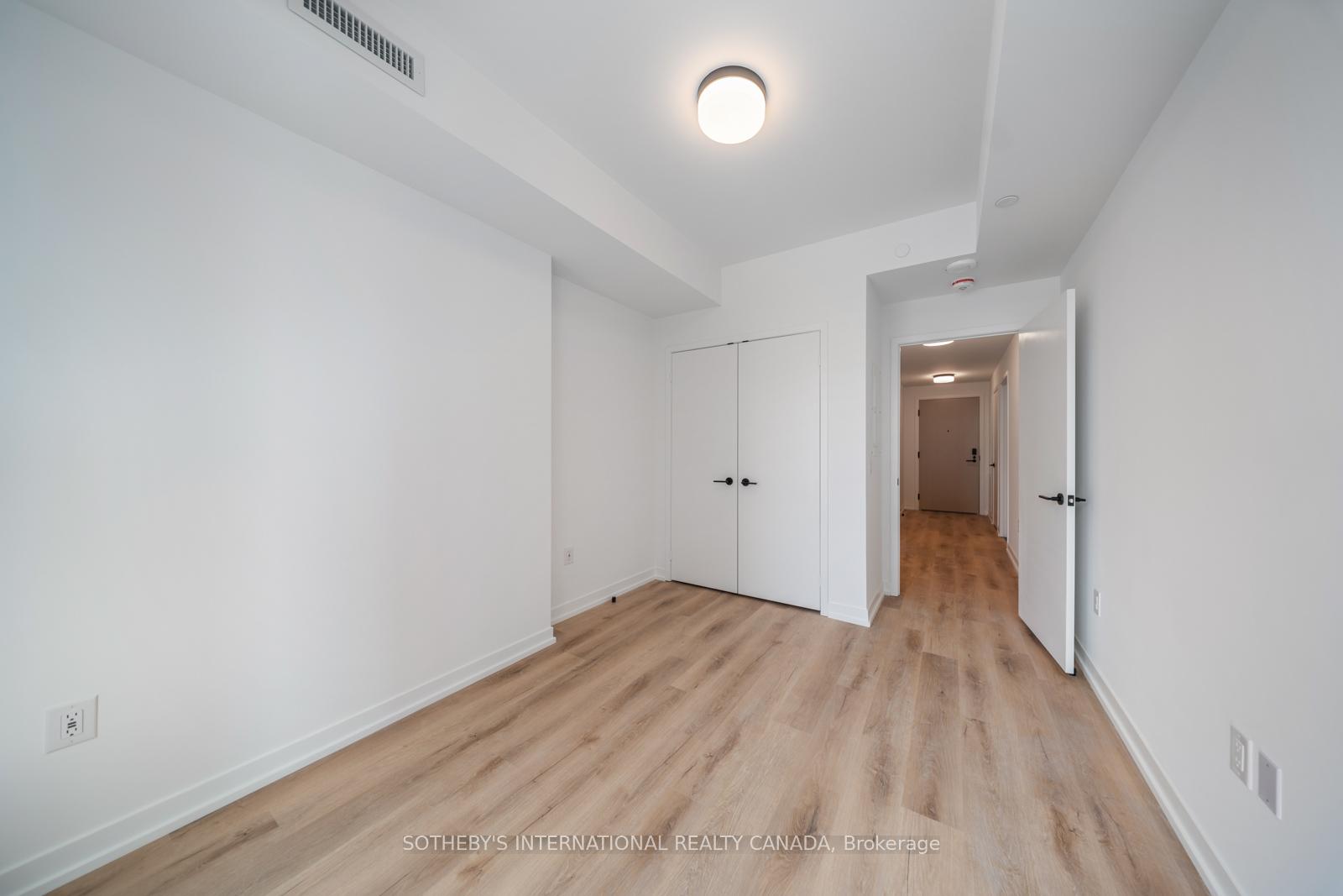 5 York Garden Way 611