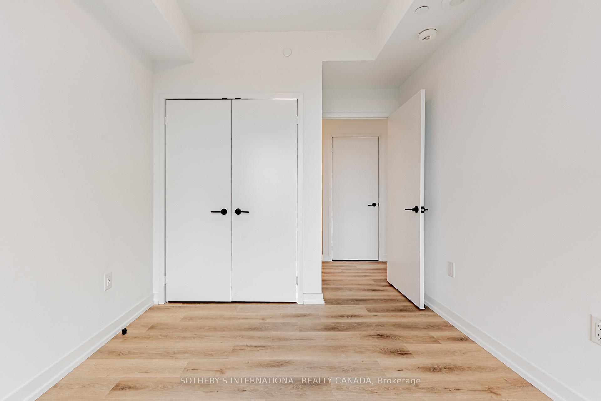 5 York Garden Way 808