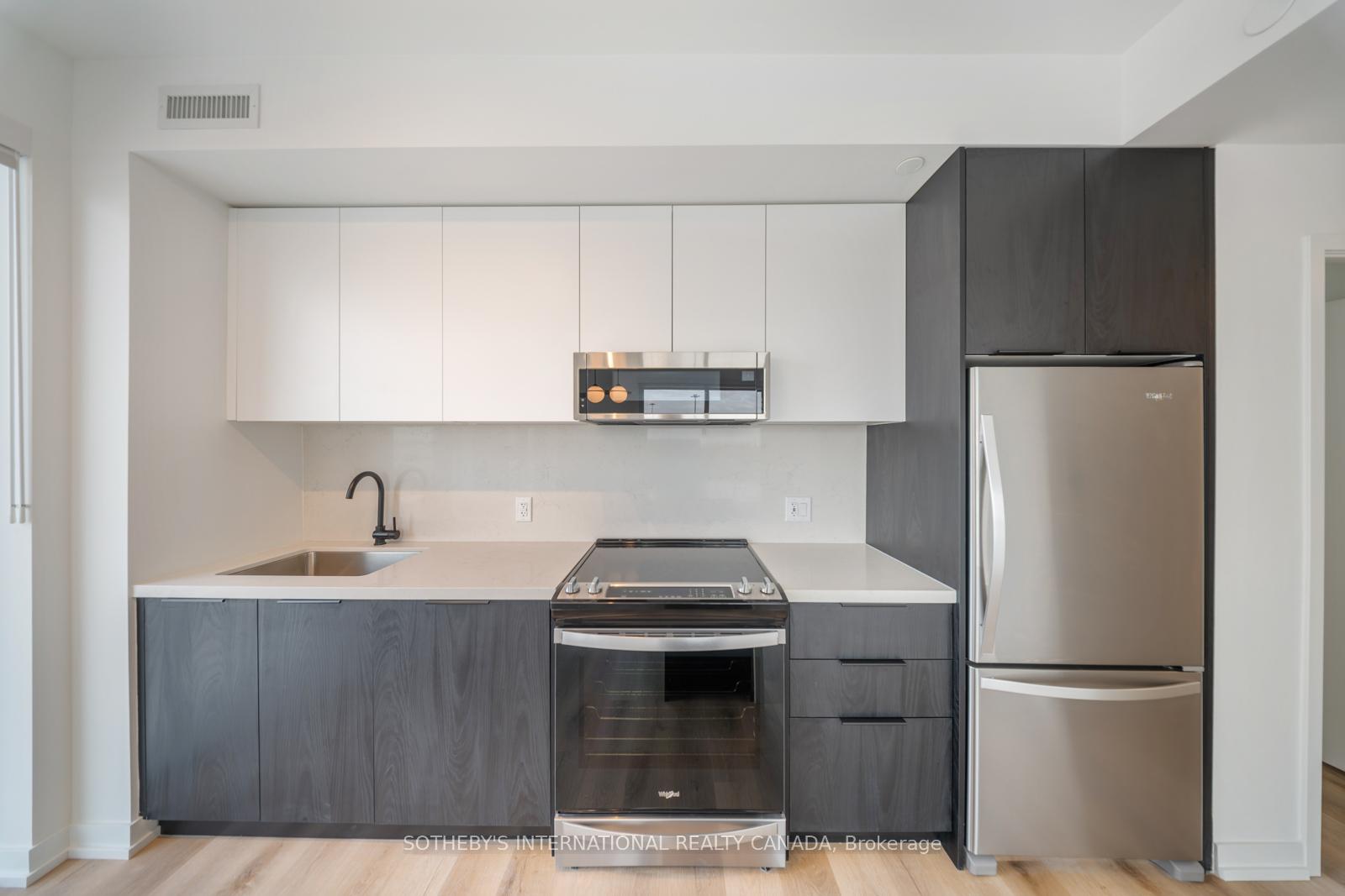 5 York Garden Way 502