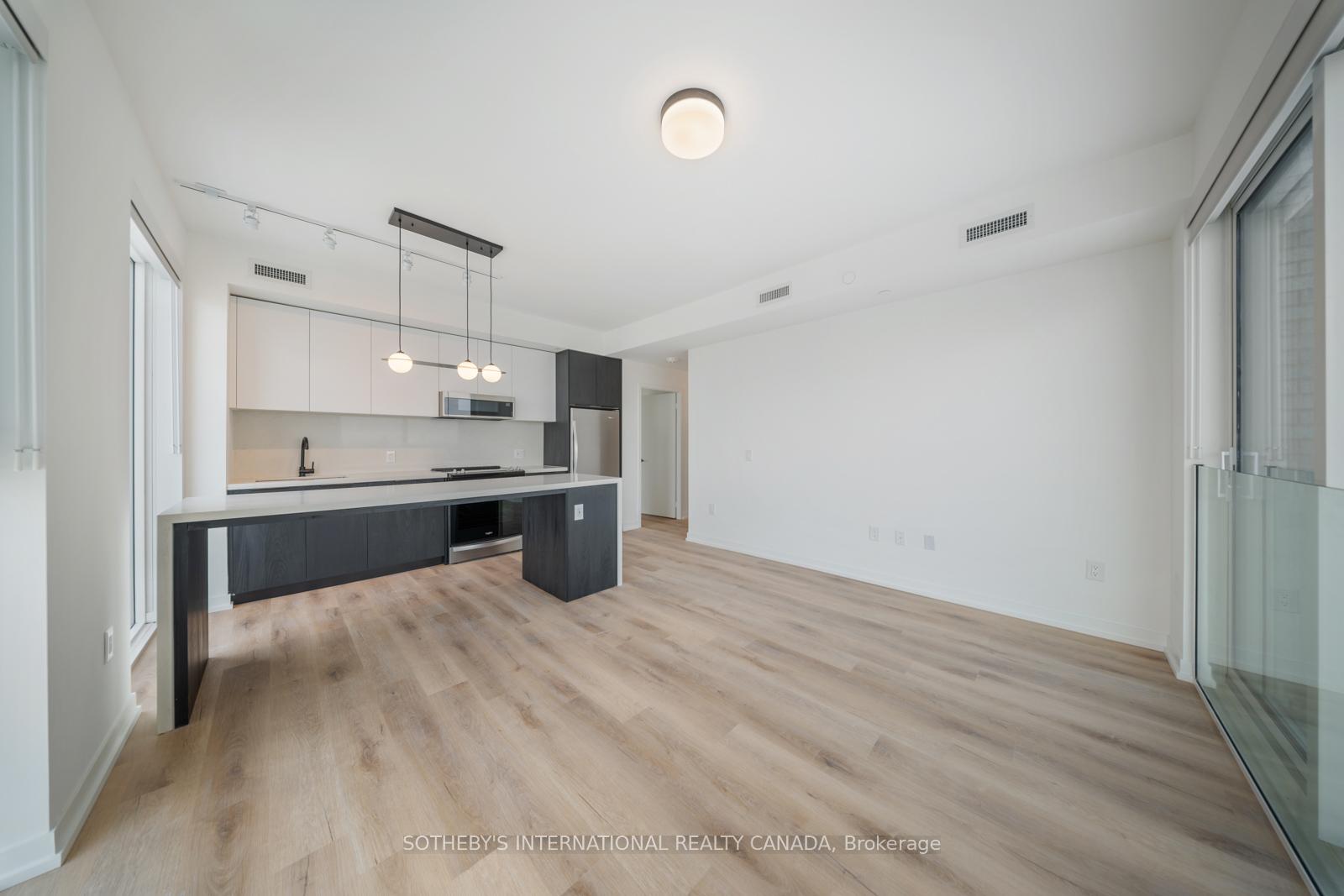 5 York Garden Way 502
