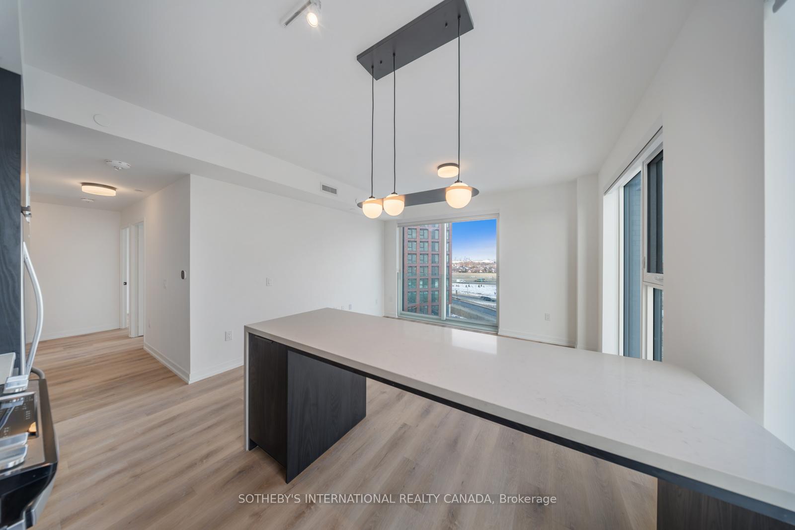 5 York Garden Way 502