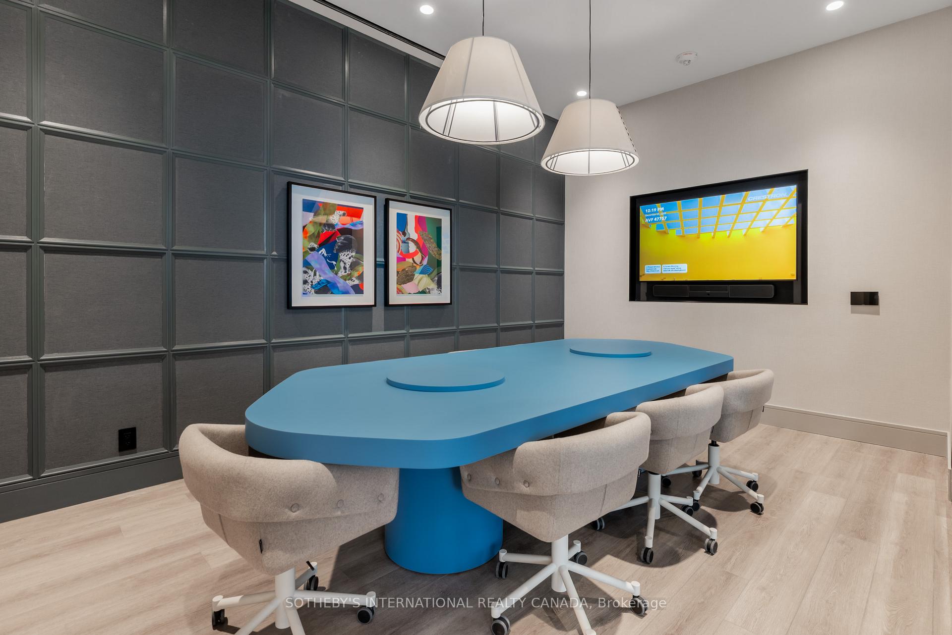 31 York Garden Way 505