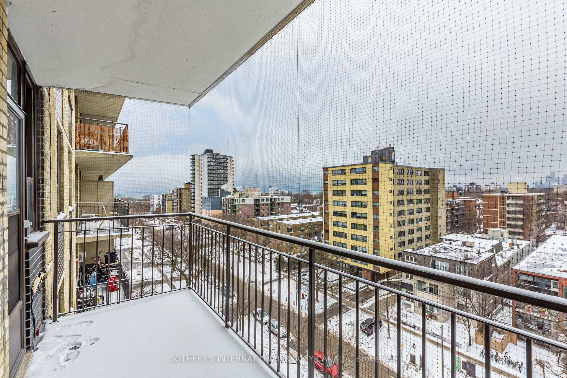 115 Tyndall Avenue S0307