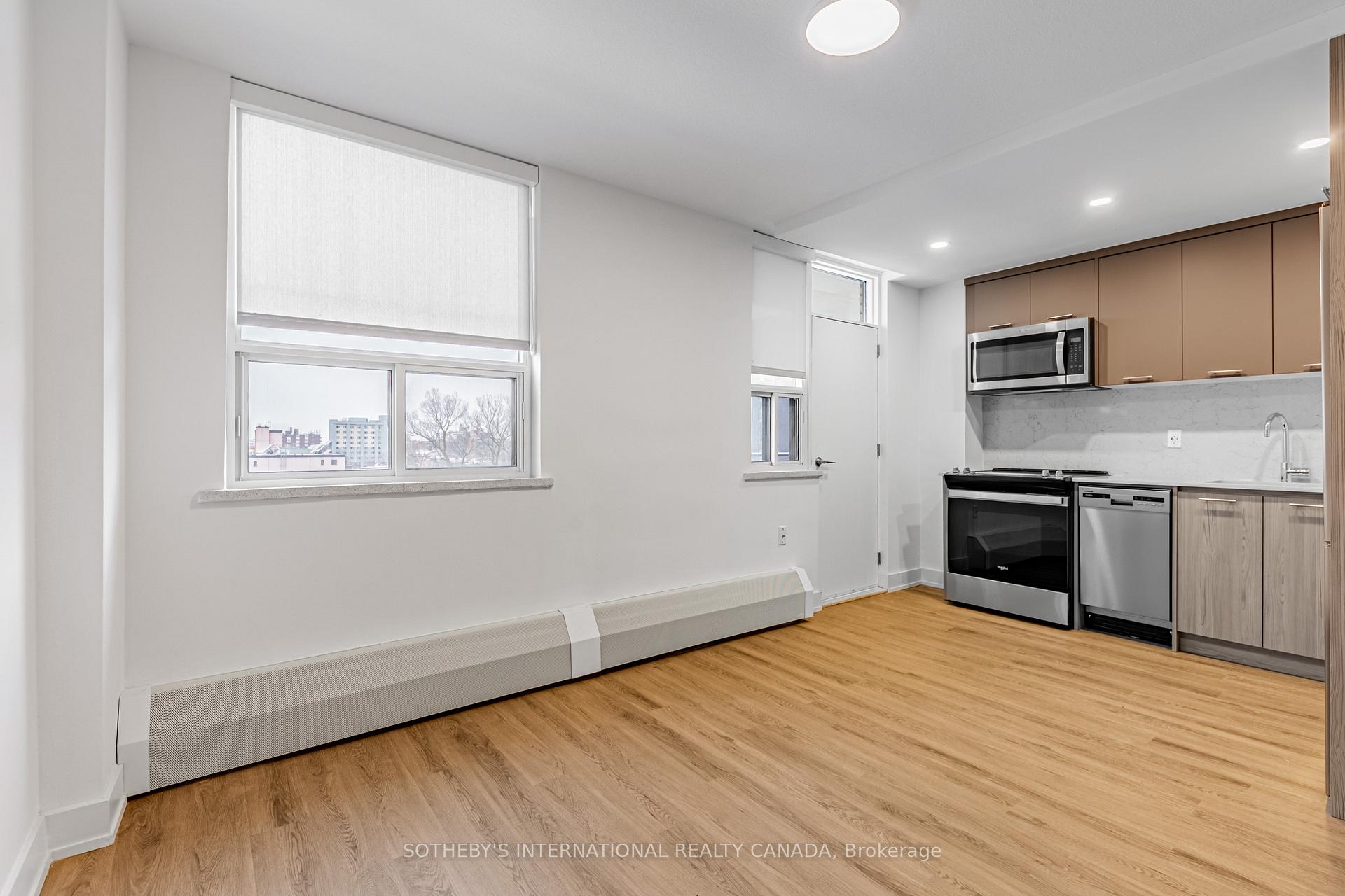 115 Tyndall Avenue S0307