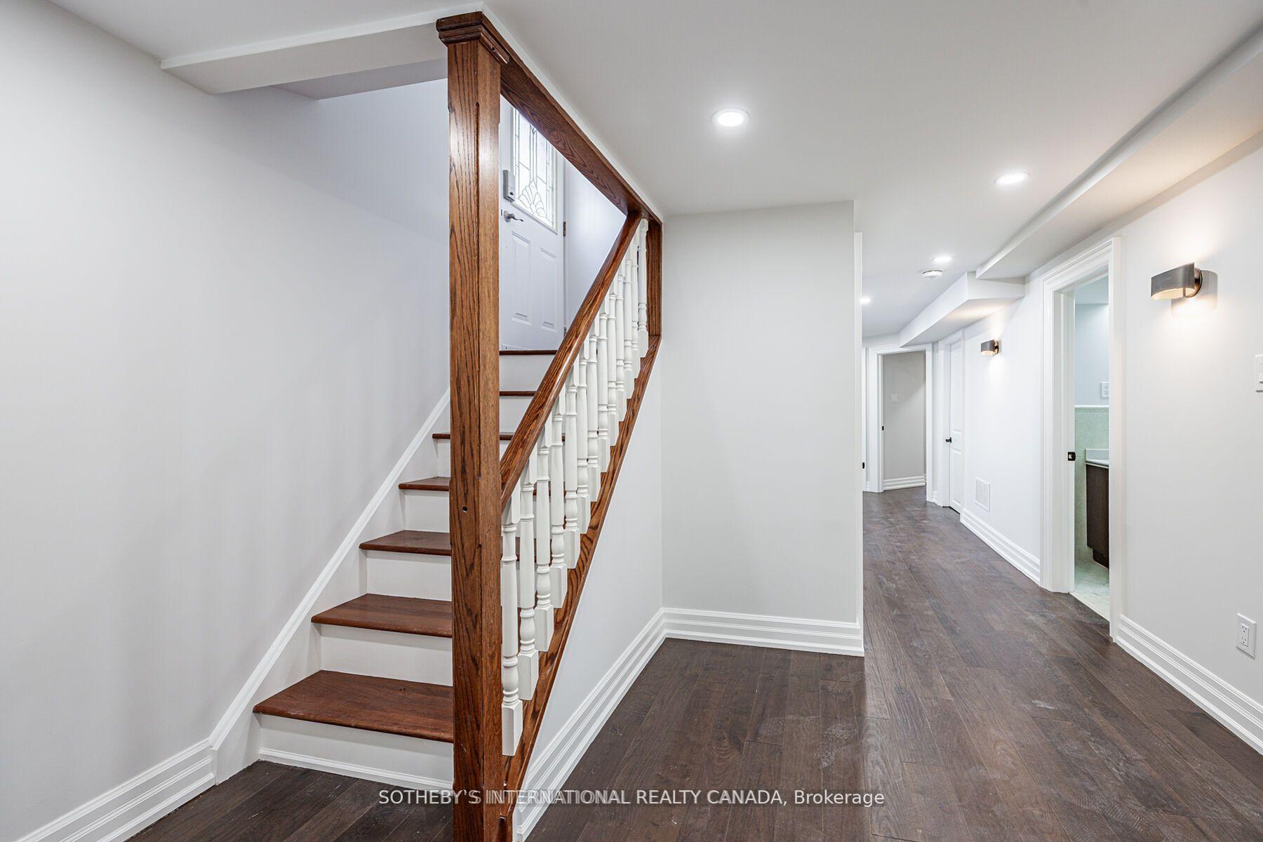 942 Fletcher Valley Crescent Bsmnt