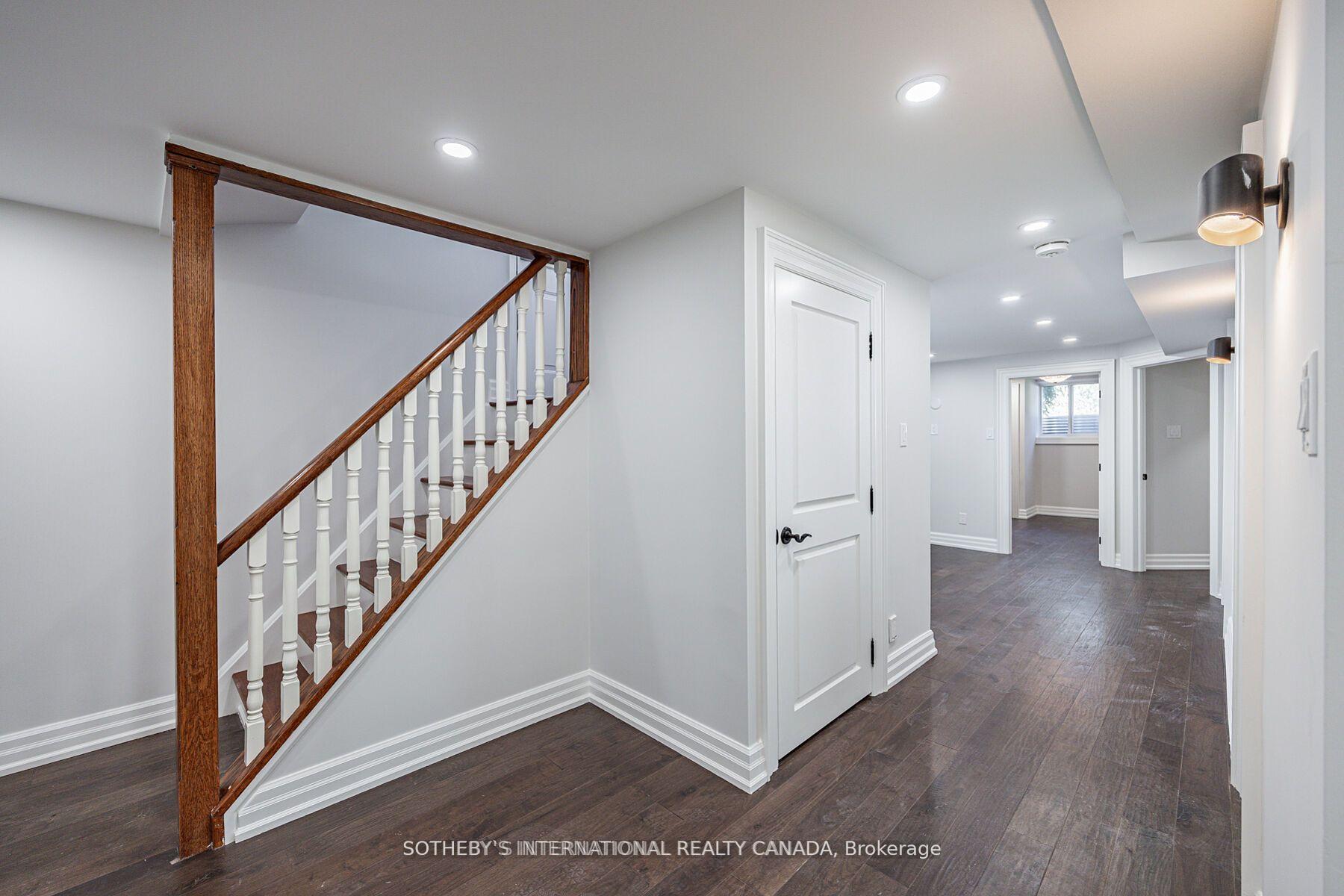 942 Fletcher Valley Crescent Bsmnt