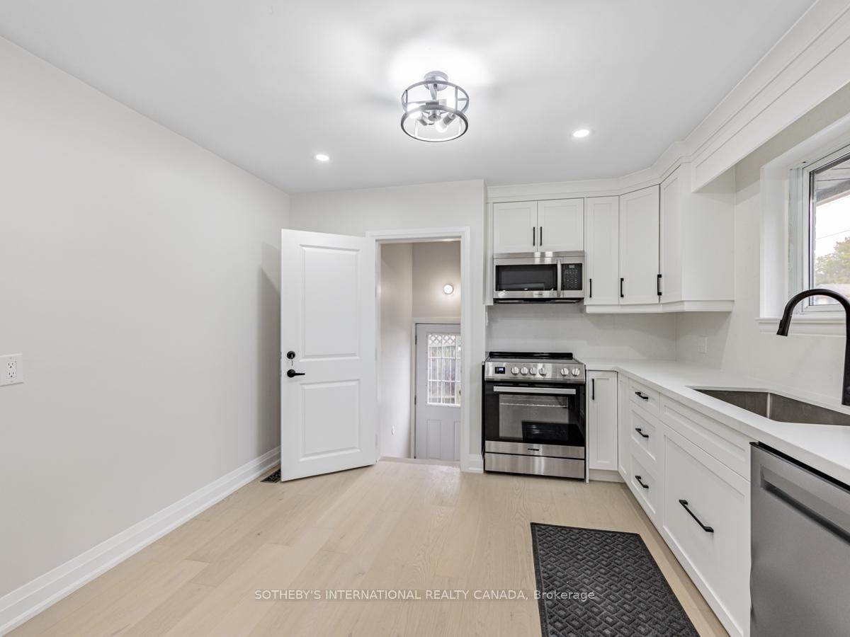 222 Hammersmith Court Upper