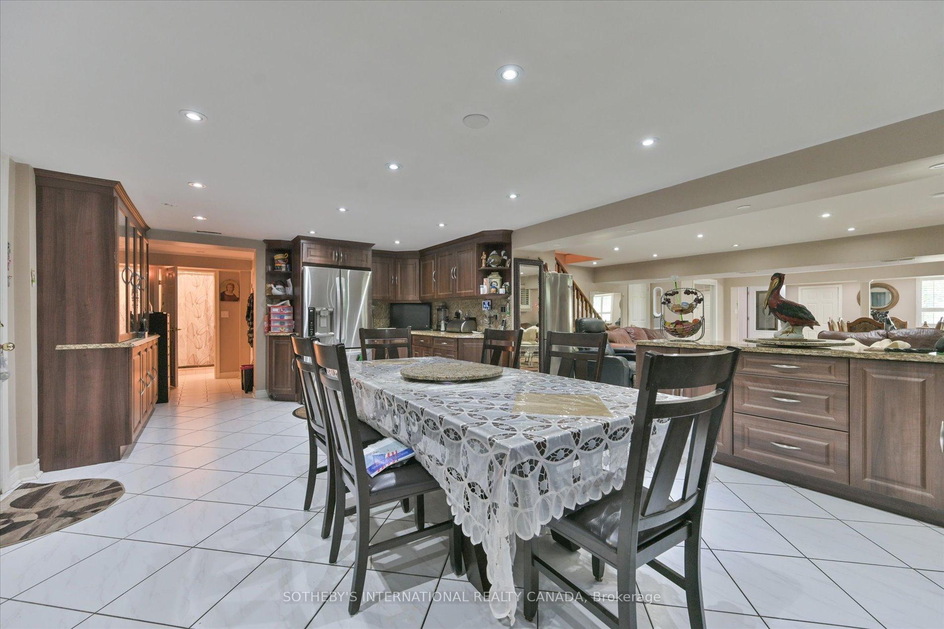502 Queens Drive