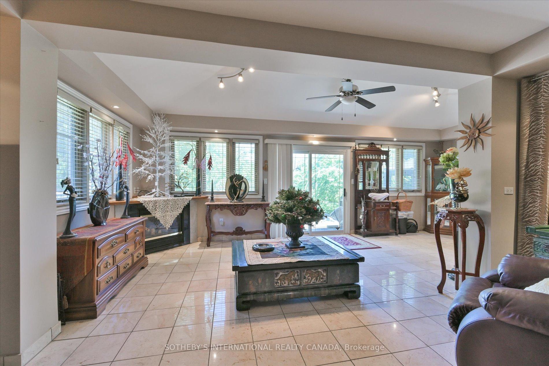 502 Queens Drive