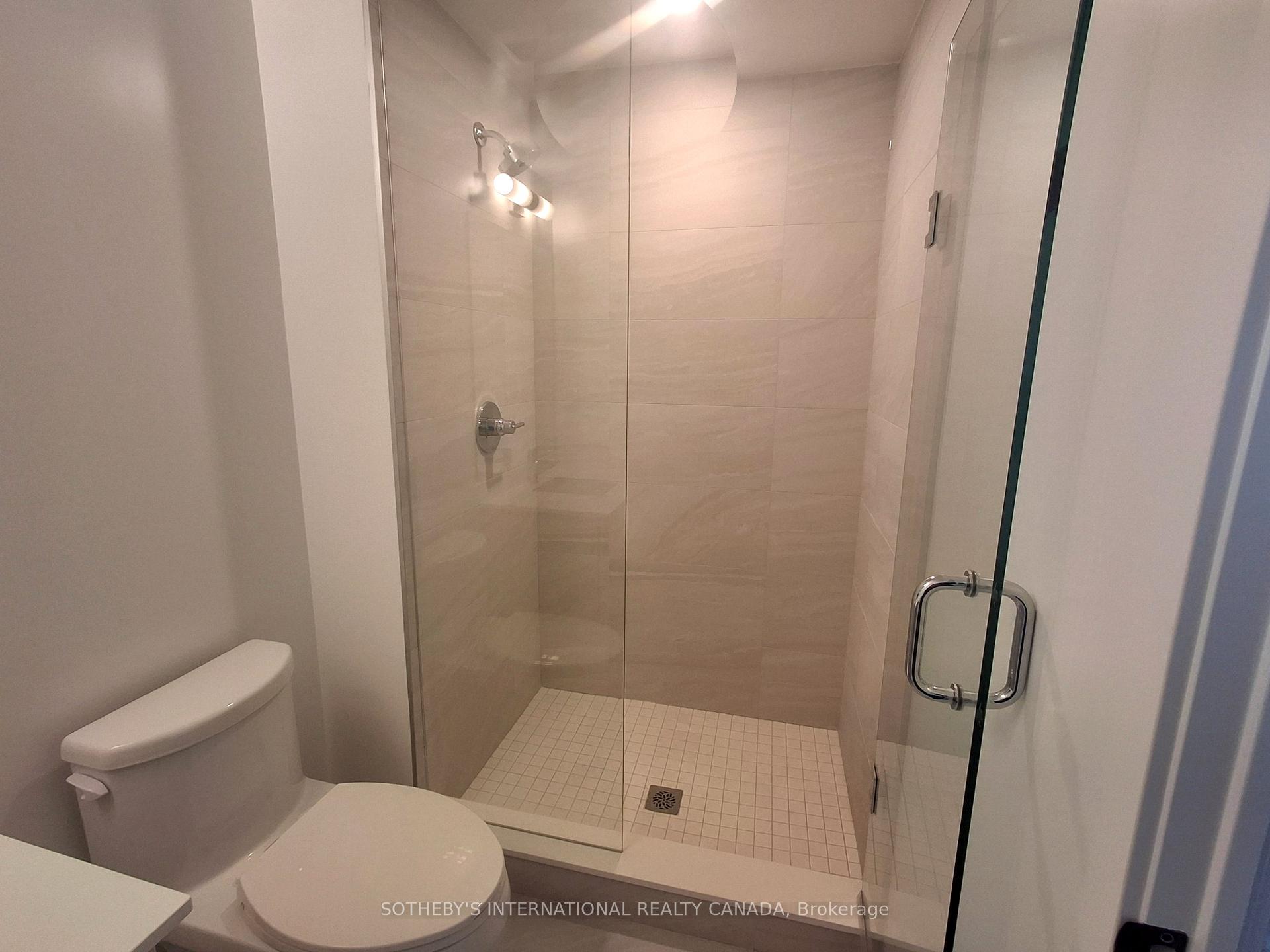 2075 Lakeshore Road 1303