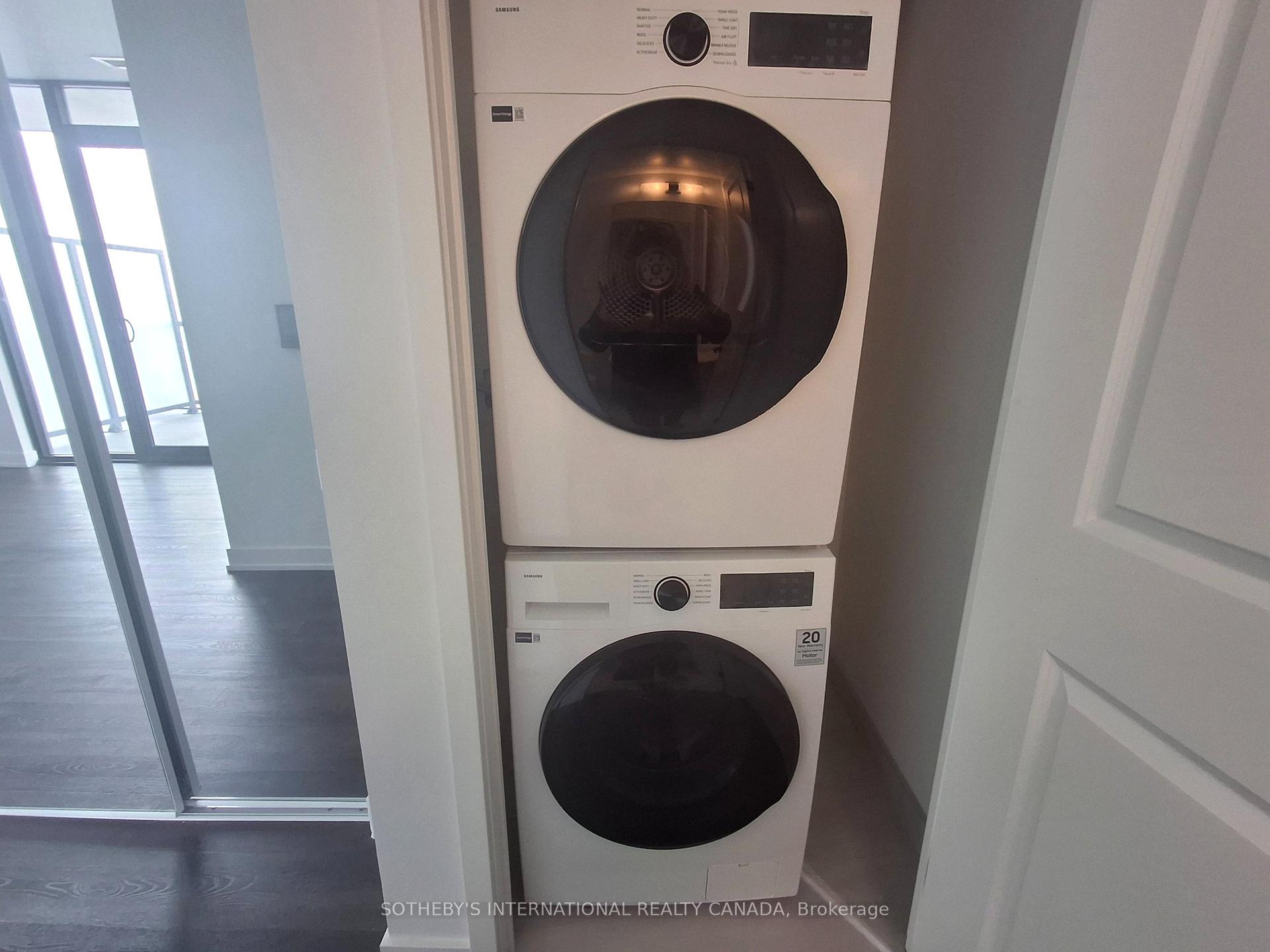 2075 Lakeshore Road 1303