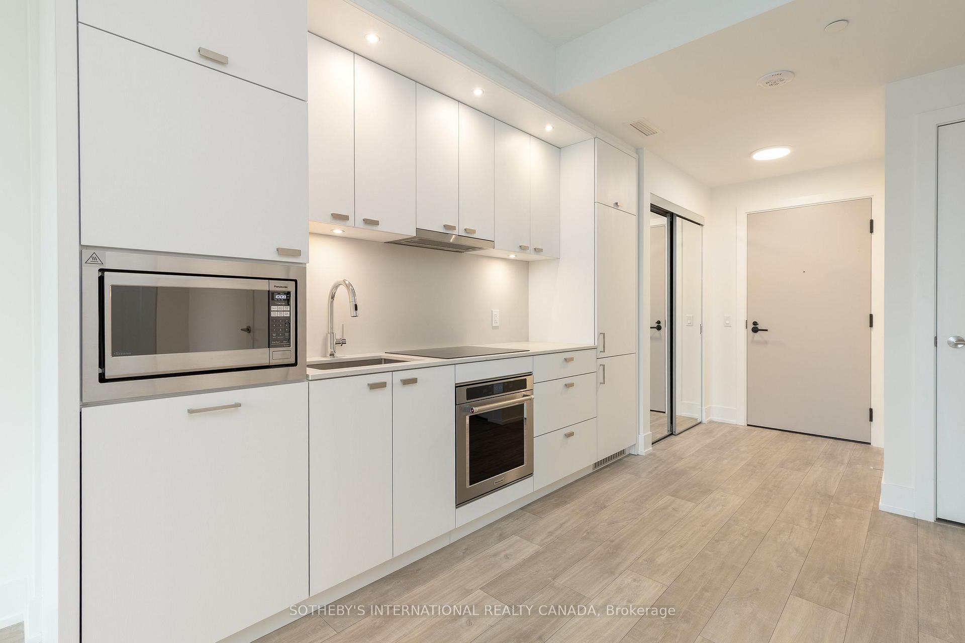 858 Dupont Street 610