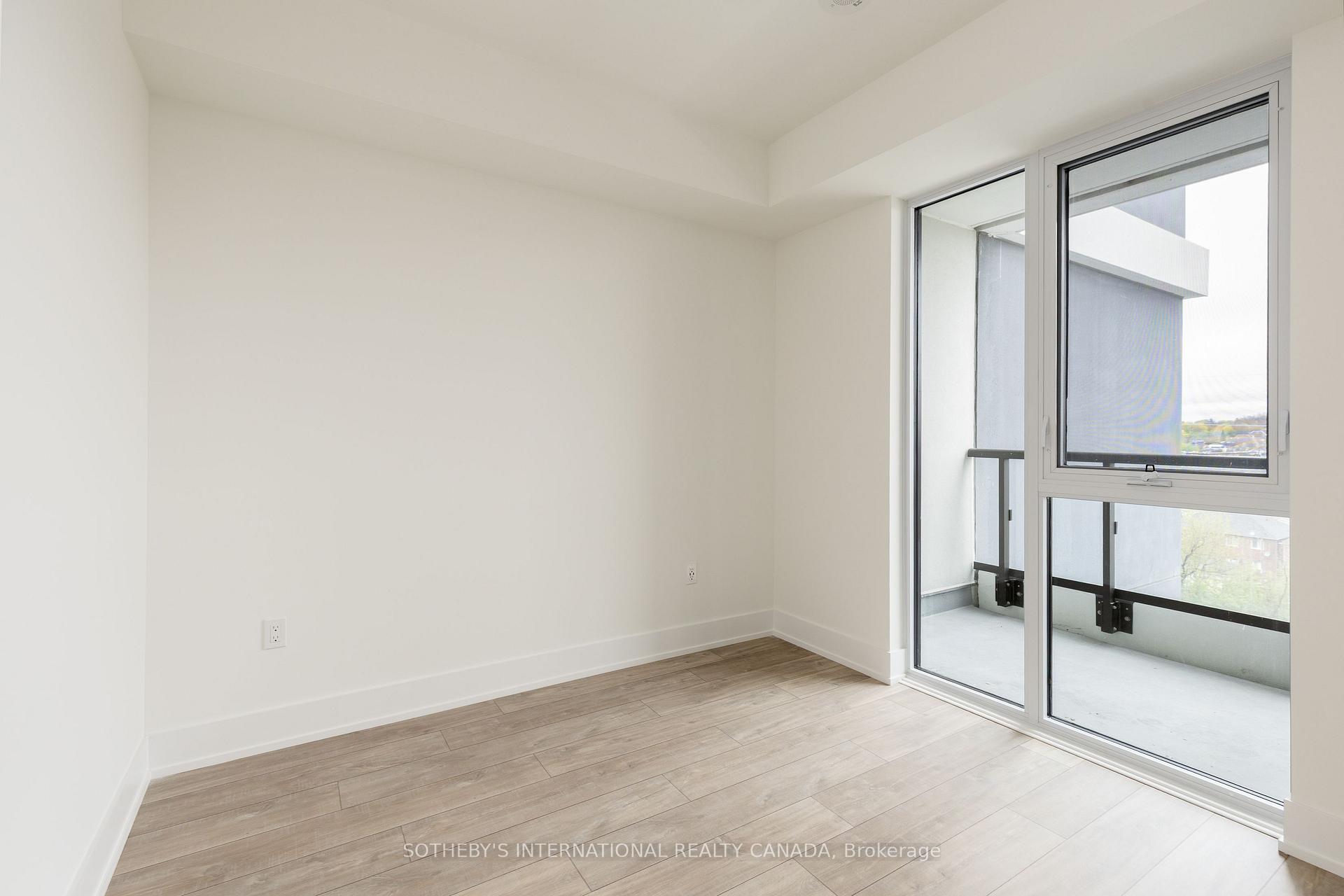 858 Dupont Street 610