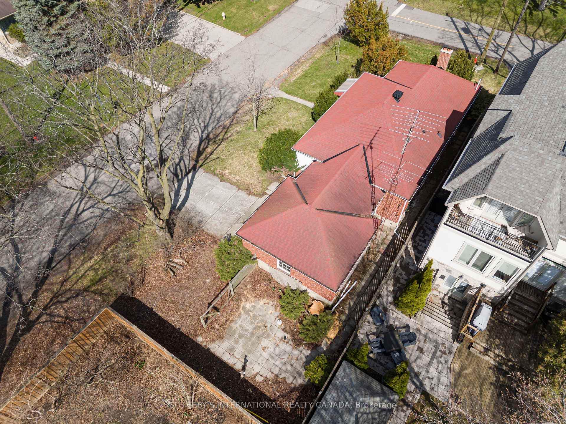 47 Grenview Boulevard