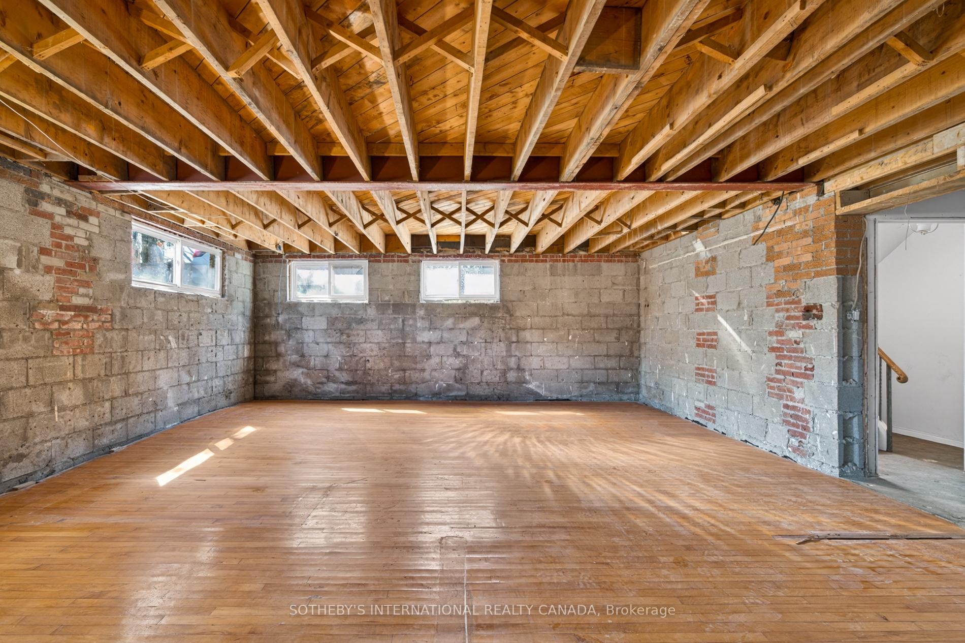 579 Indian Road