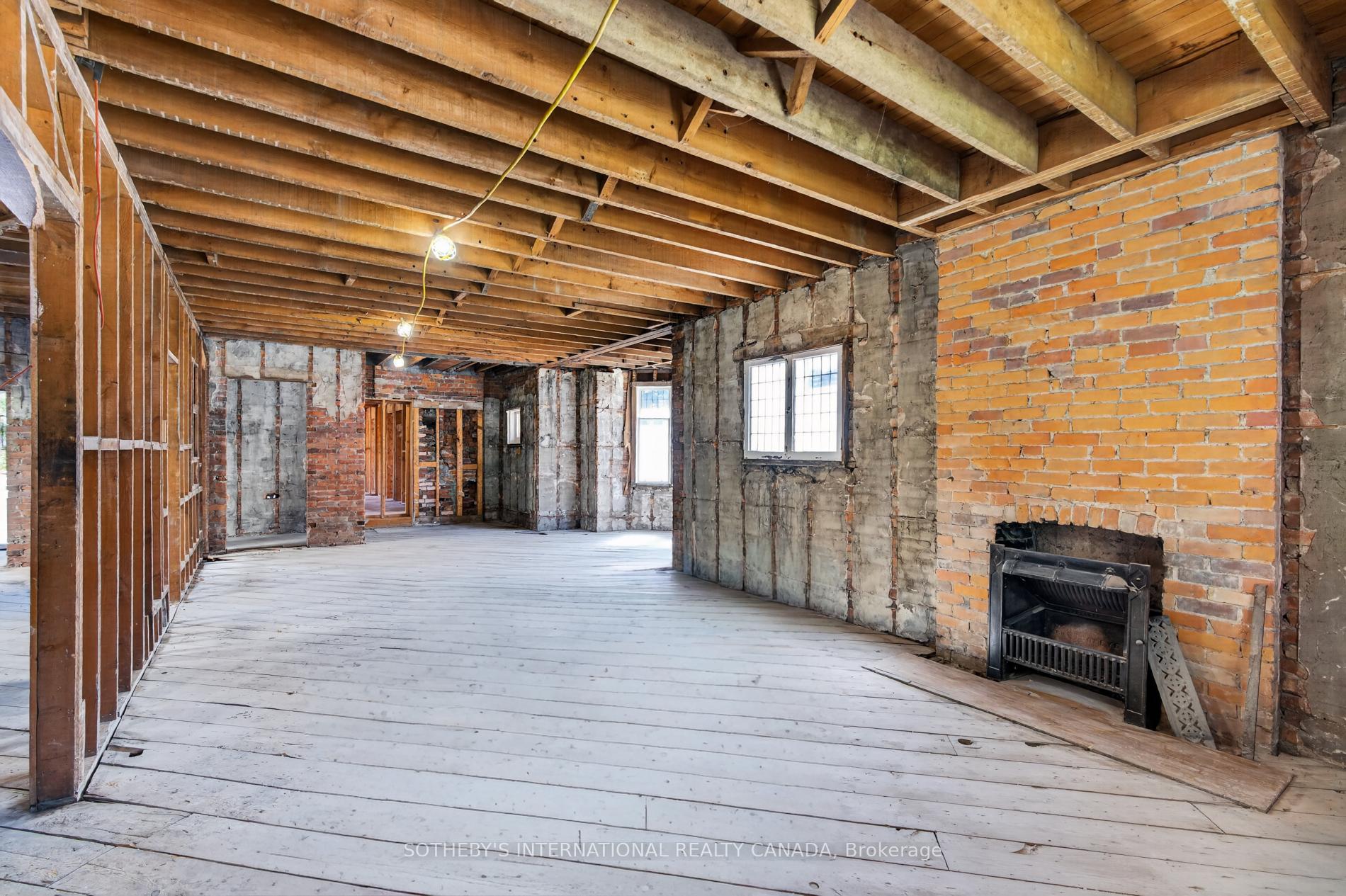 579 Indian Road